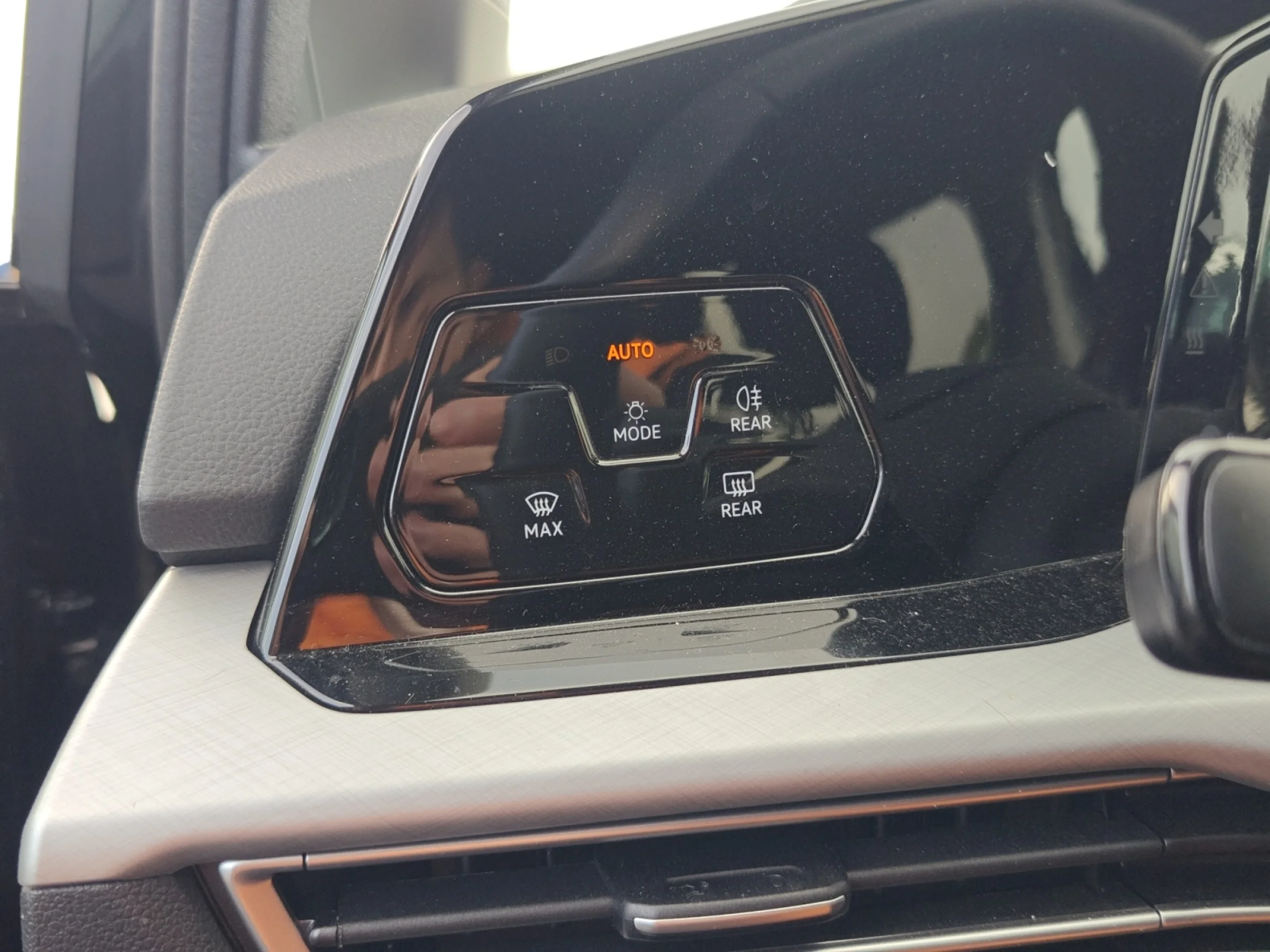 VOLKSWAGEN GOLF LIFE 2.0 TDI 85KW (115CV) - Foto 12