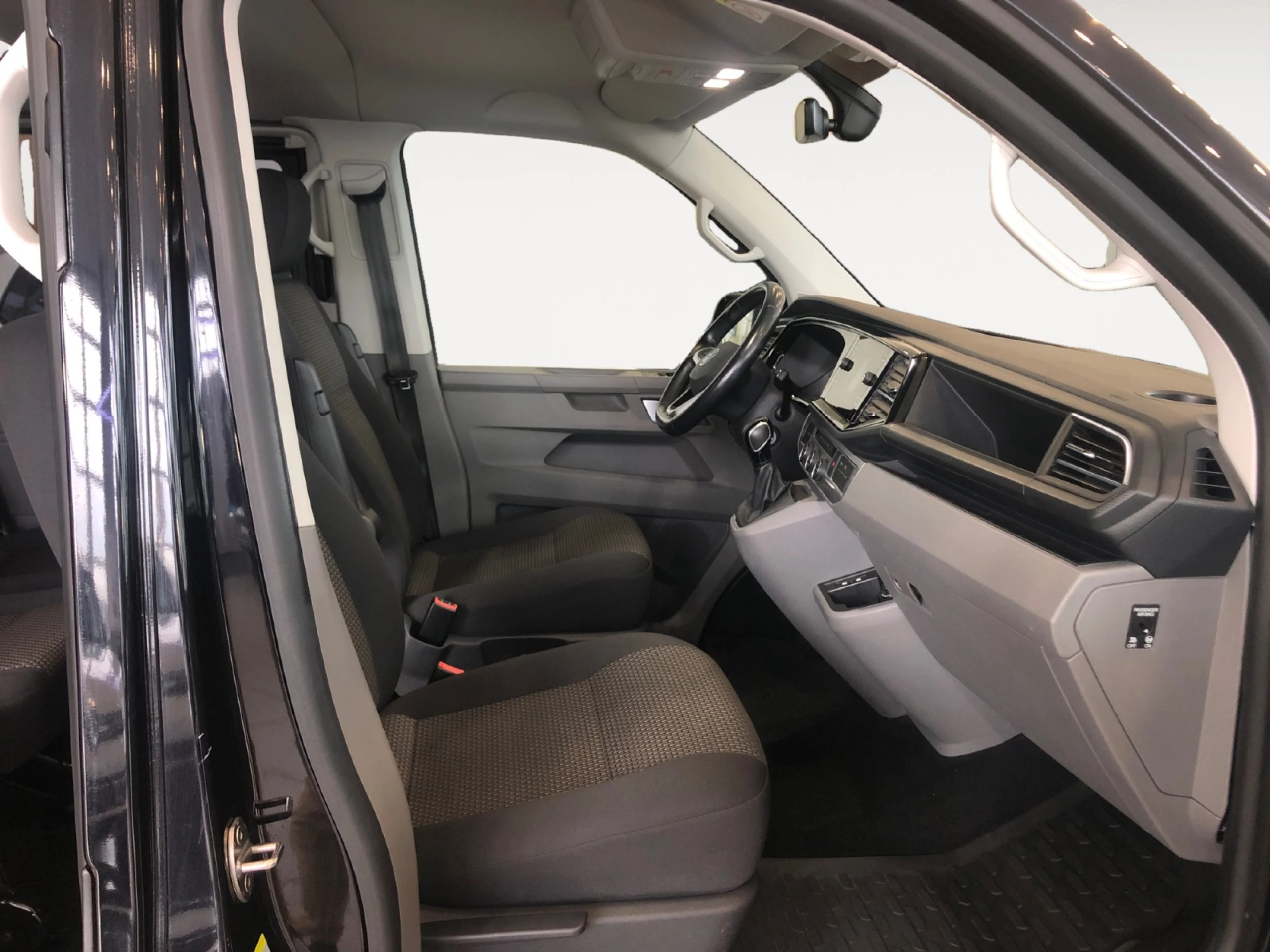 VOLKSWAGEN CARAVELLE ARAVELLE 2.0 TDI BMT PREMIUM BATALLA CORTA DSG 150CV - Foto 5