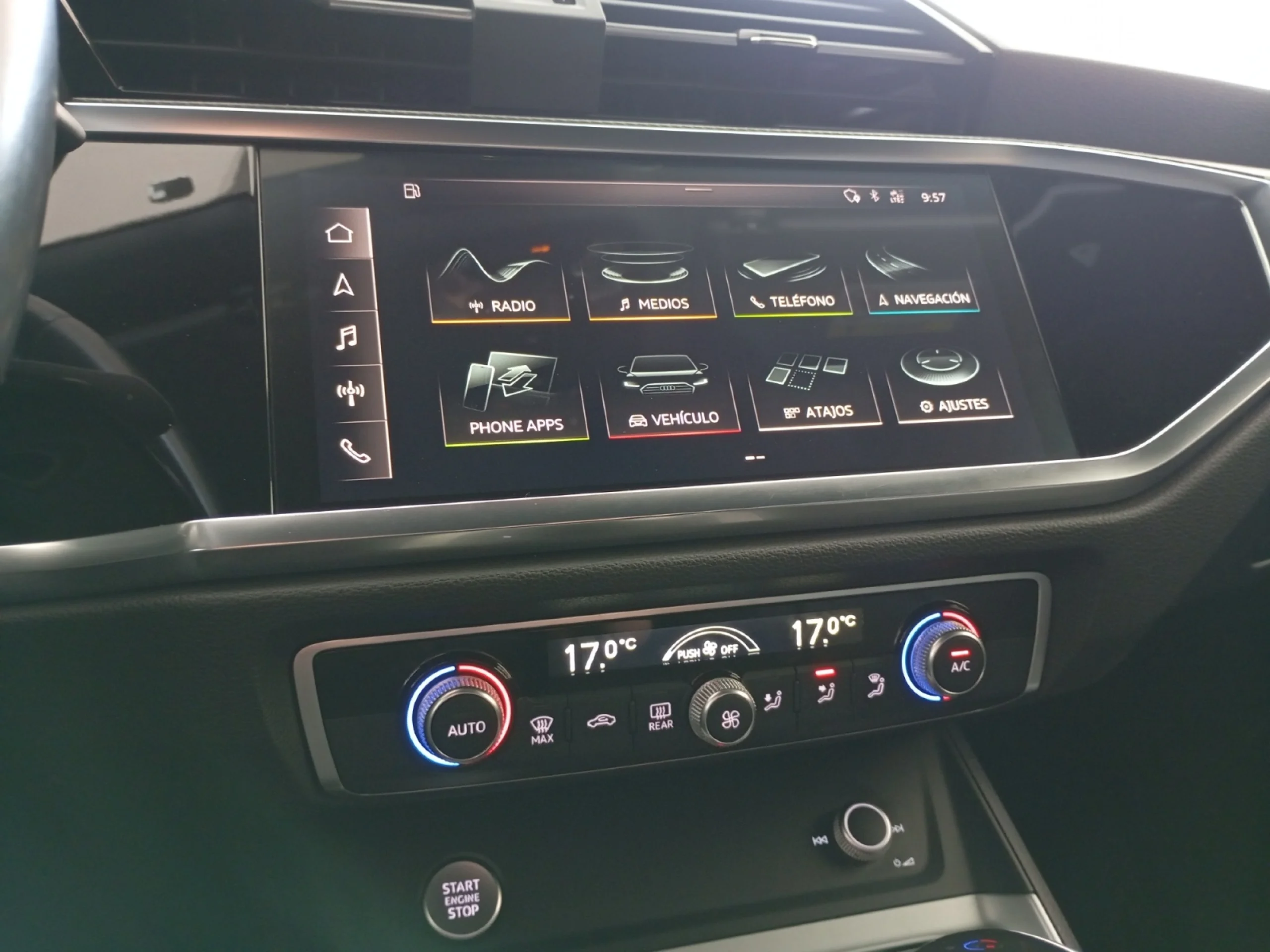 AUDI Q3 BLACK LINE 35 TDI 110KW (150CV) S TRONIC - Foto 9