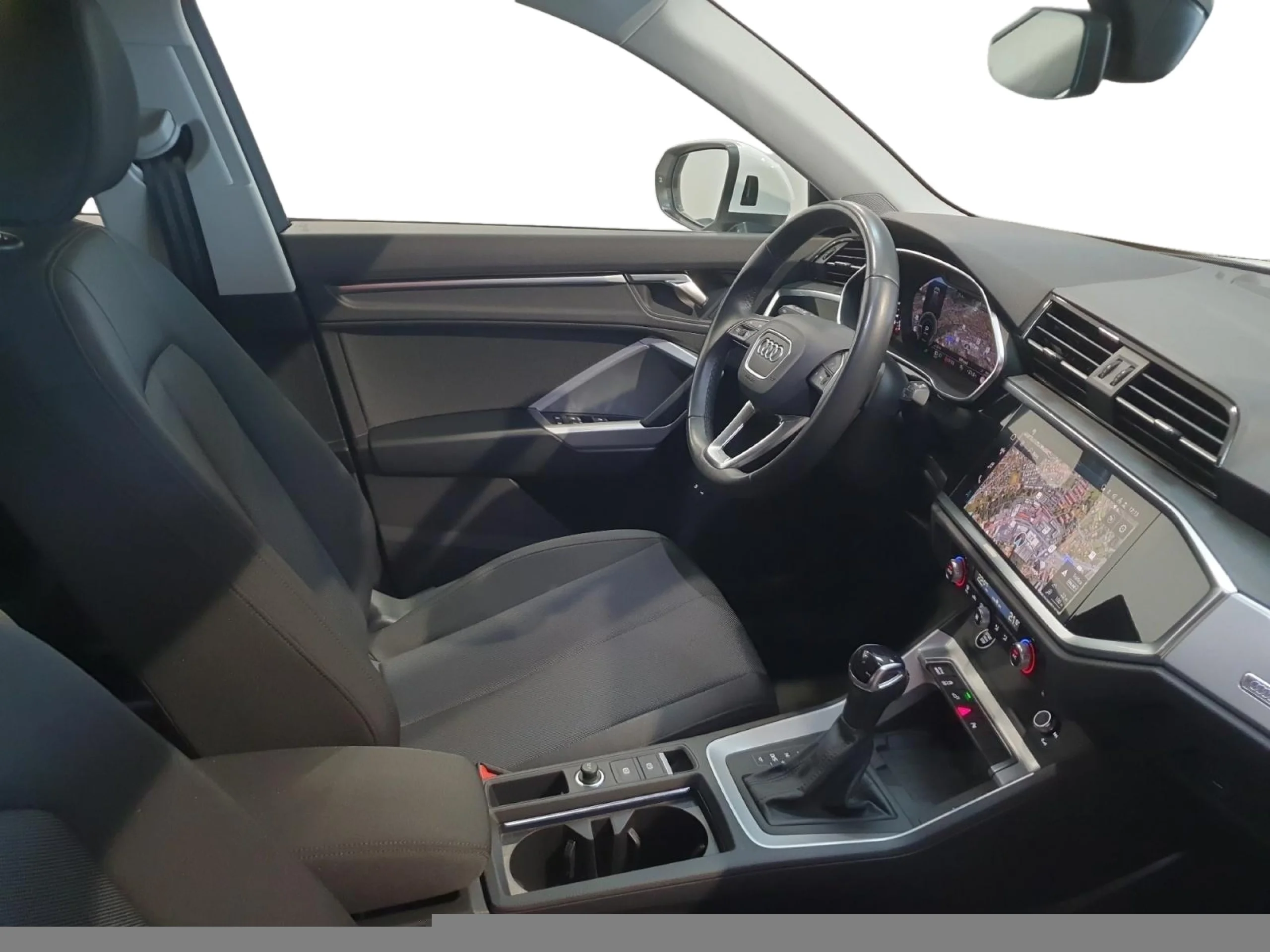 AUDI Q3 45 TFSI E 180KW S TRONIC BLACK LINE - Foto 9