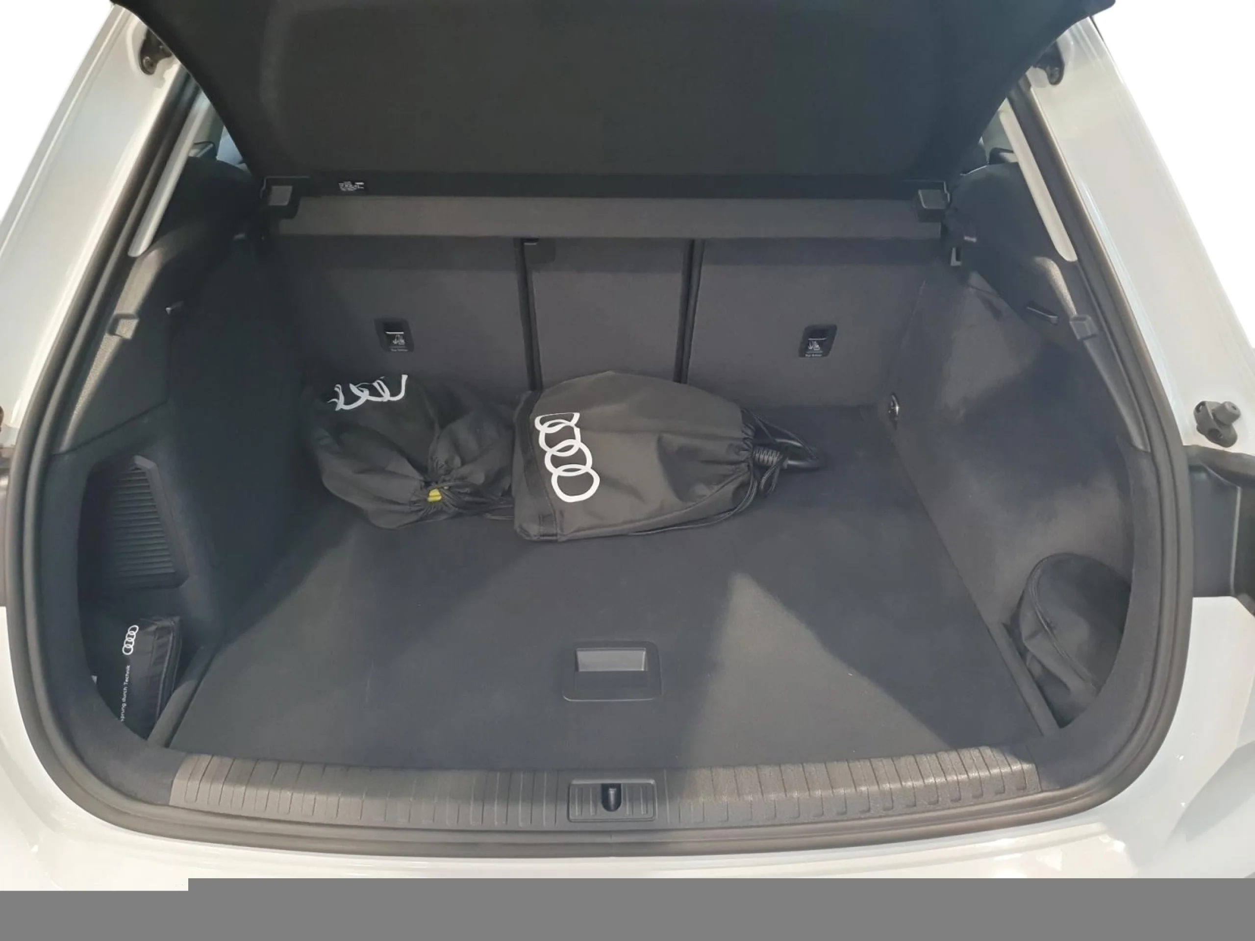 AUDI Q3 45 TFSI E 180KW S TRONIC BLACK LINE - Foto 10