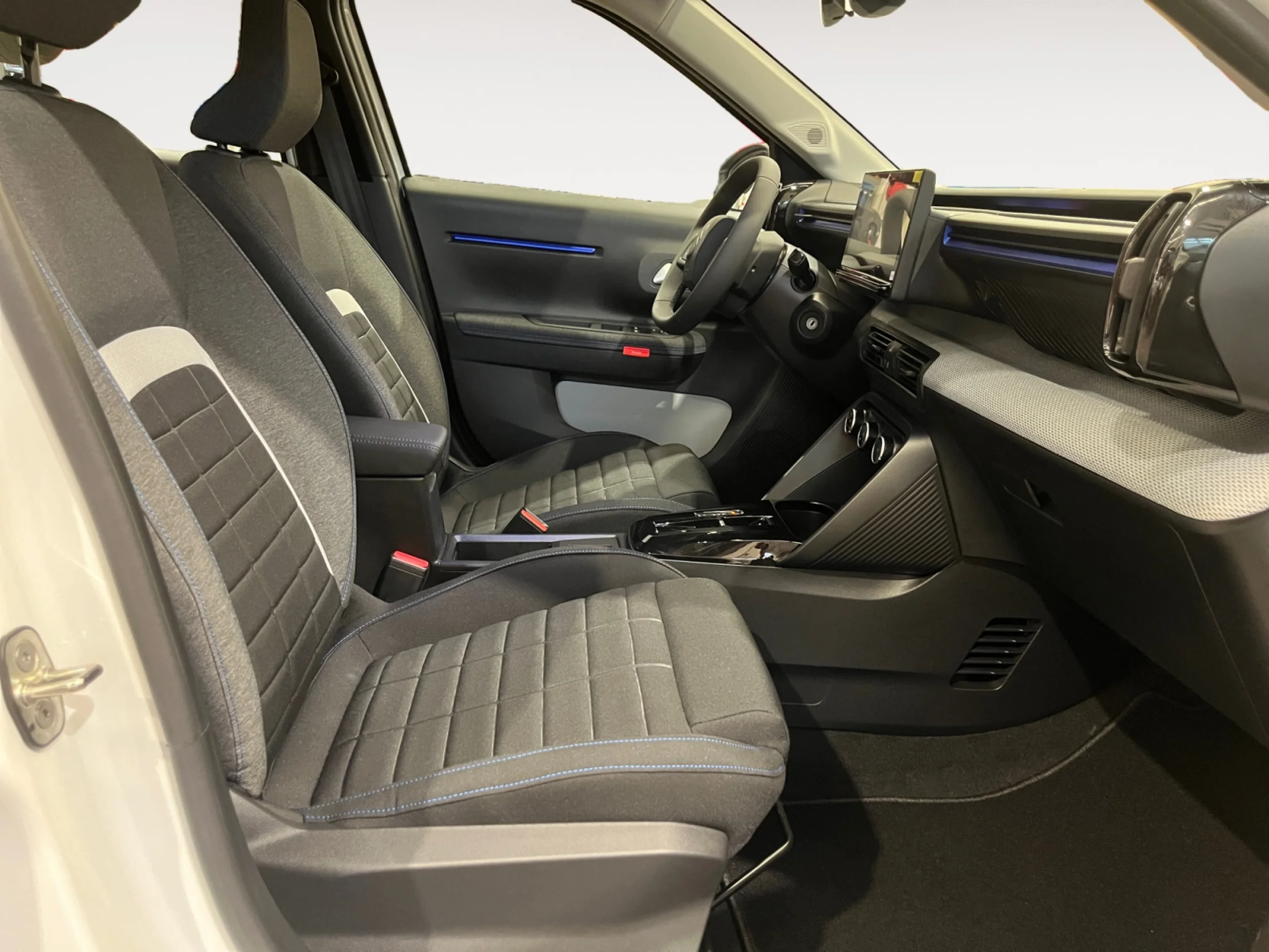 CITROEN C3 HYBRID 110 E DSC6 BUSINESS - Foto 5