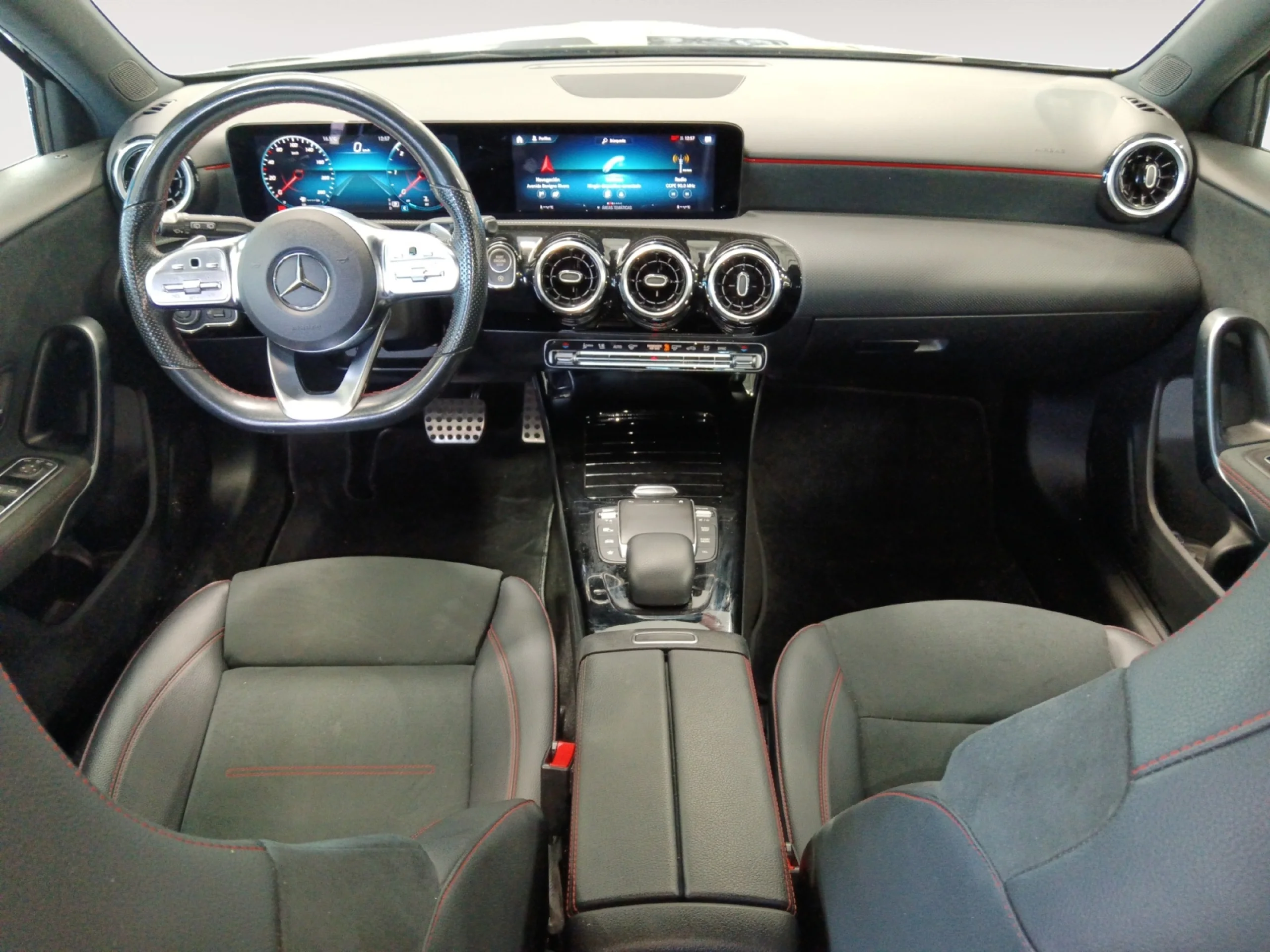 MERCEDES-BENZ CLASE A A 180 D - Foto 4