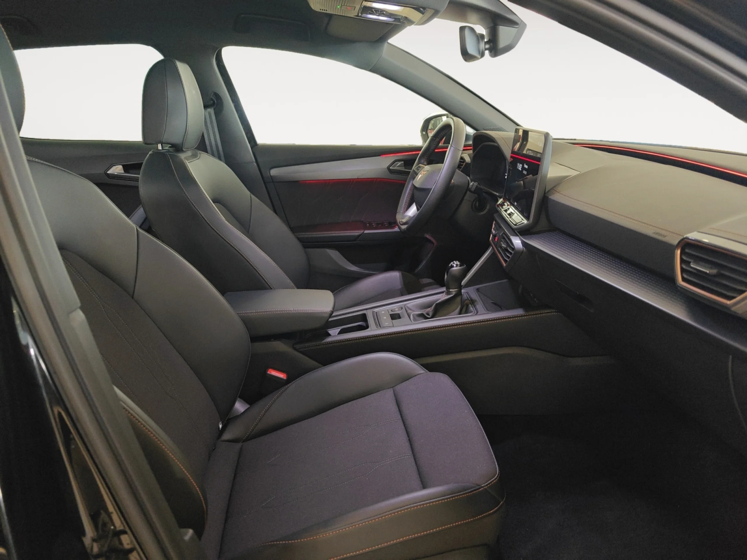 CUPRA LEON 1.5 TSI 110KW (150CV) - Foto 5