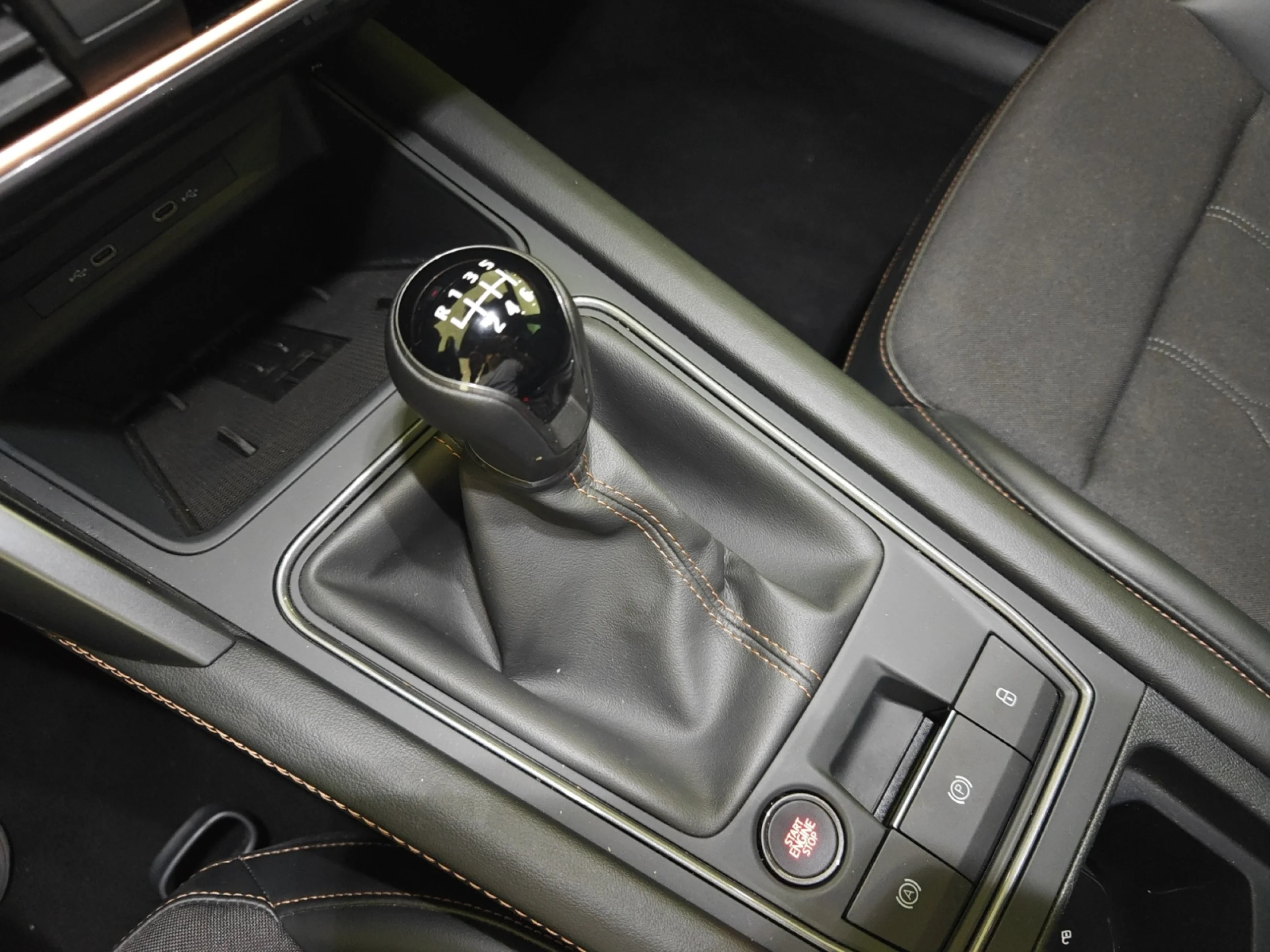 CUPRA LEON 1.5 TSI 110KW (150CV) - Foto 11