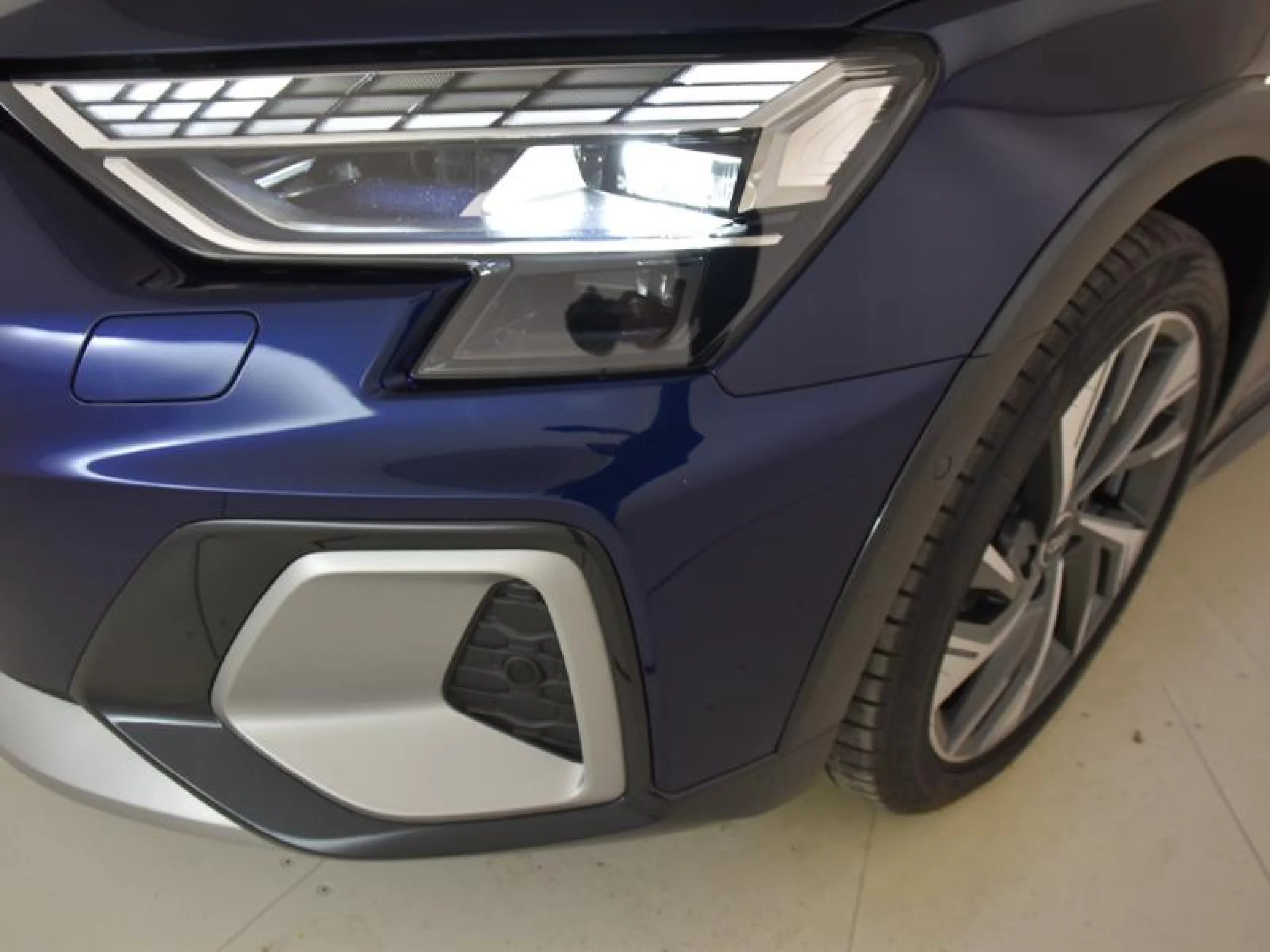 AUDI A3 ALLSTREET GENUINE TFSI 110KW S TRONIC - Foto 18