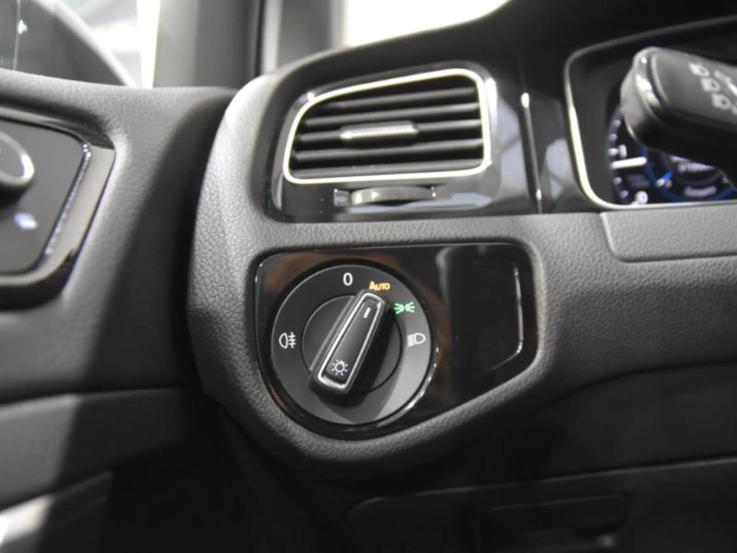 VOLKSWAGEN GOLF SPORT R LINE 2.0 TDI 110KW (150CV) DSG - Foto 17