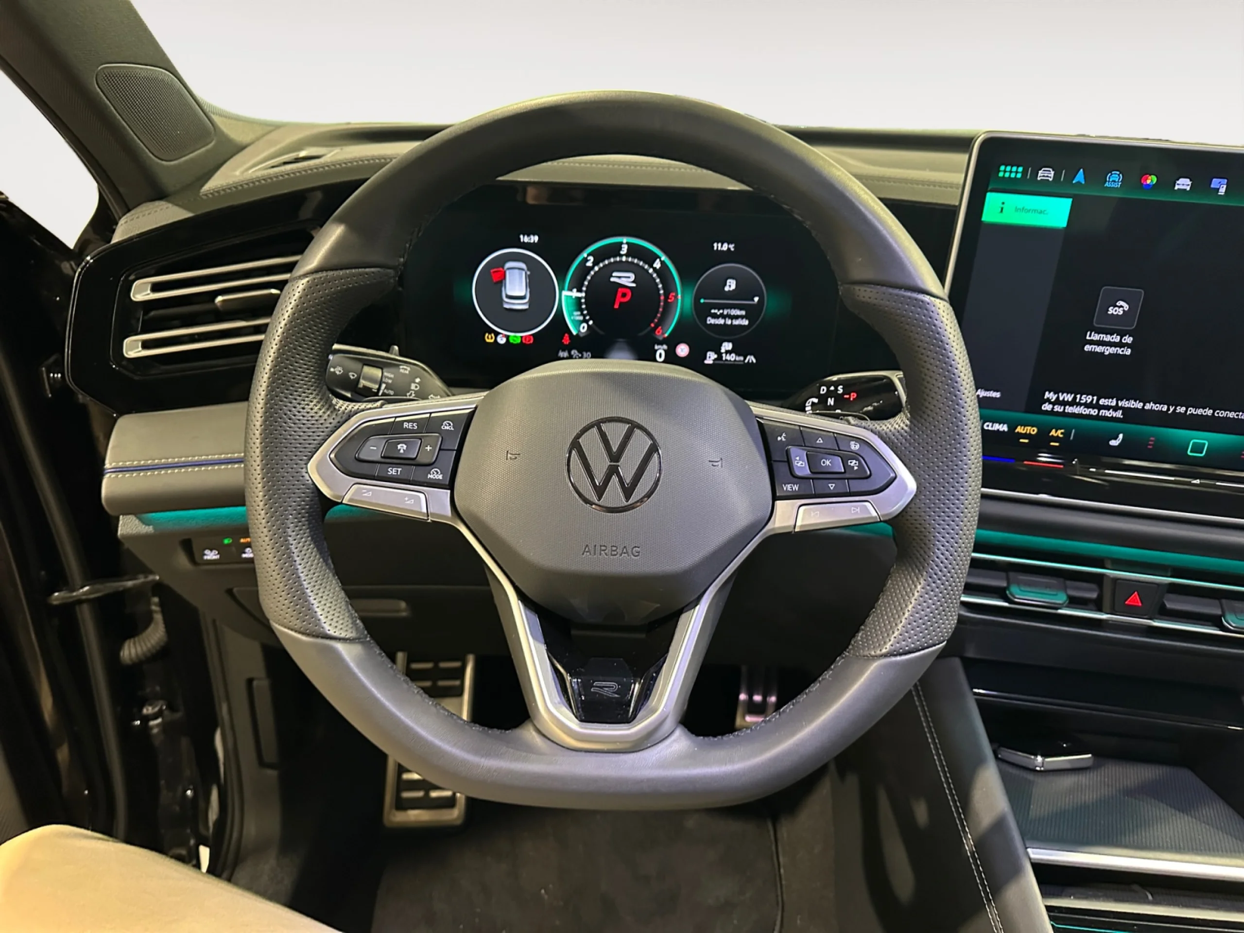 VOLKSWAGEN TIGUAN R LINE 2.0 TDI 142KW (193CV) DSG 4MOTION - Foto 11