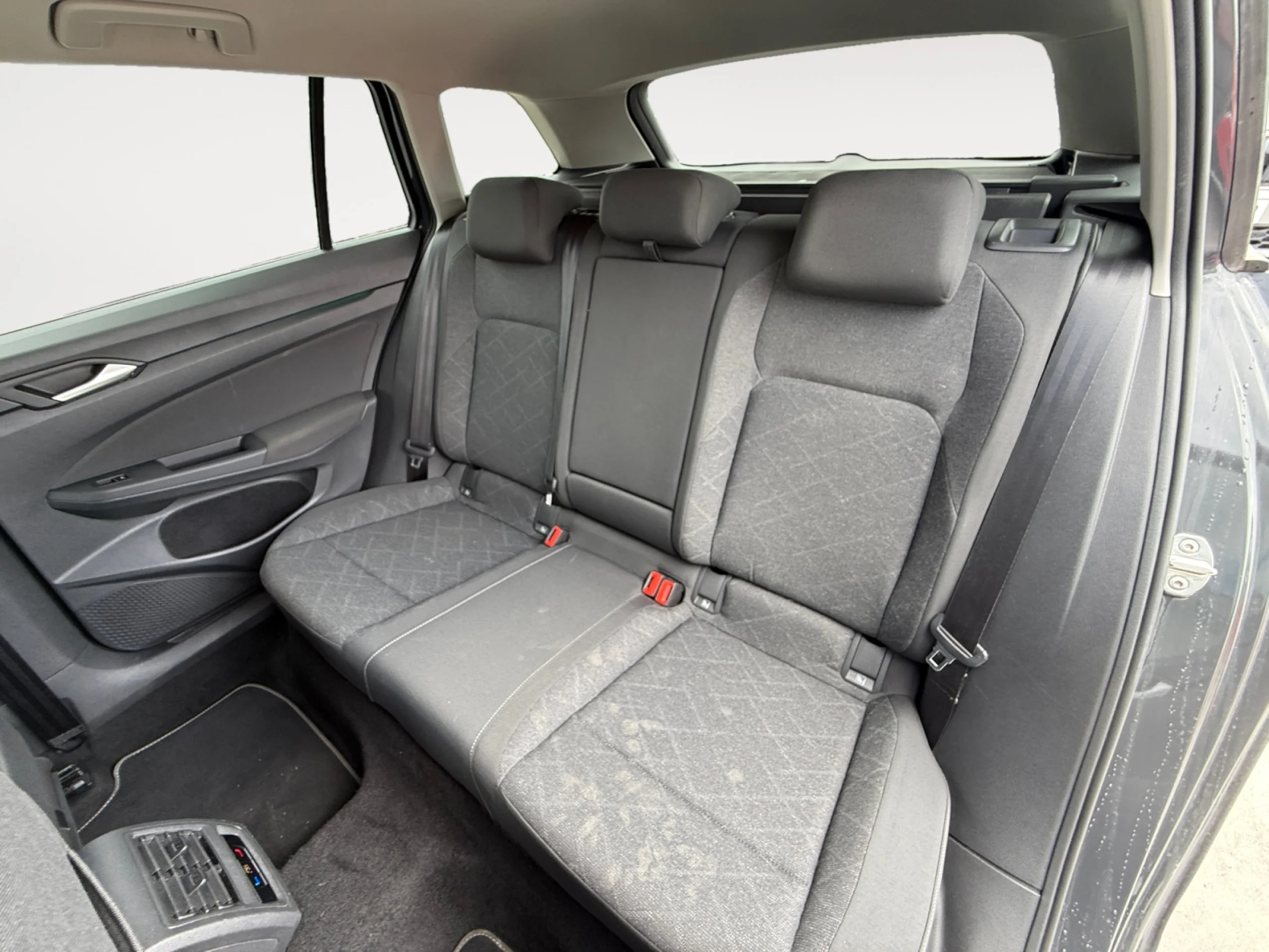 VOLKSWAGEN GOLF LIFE 2.0 TDI 85KW (115CV) VARIANT - Foto 6