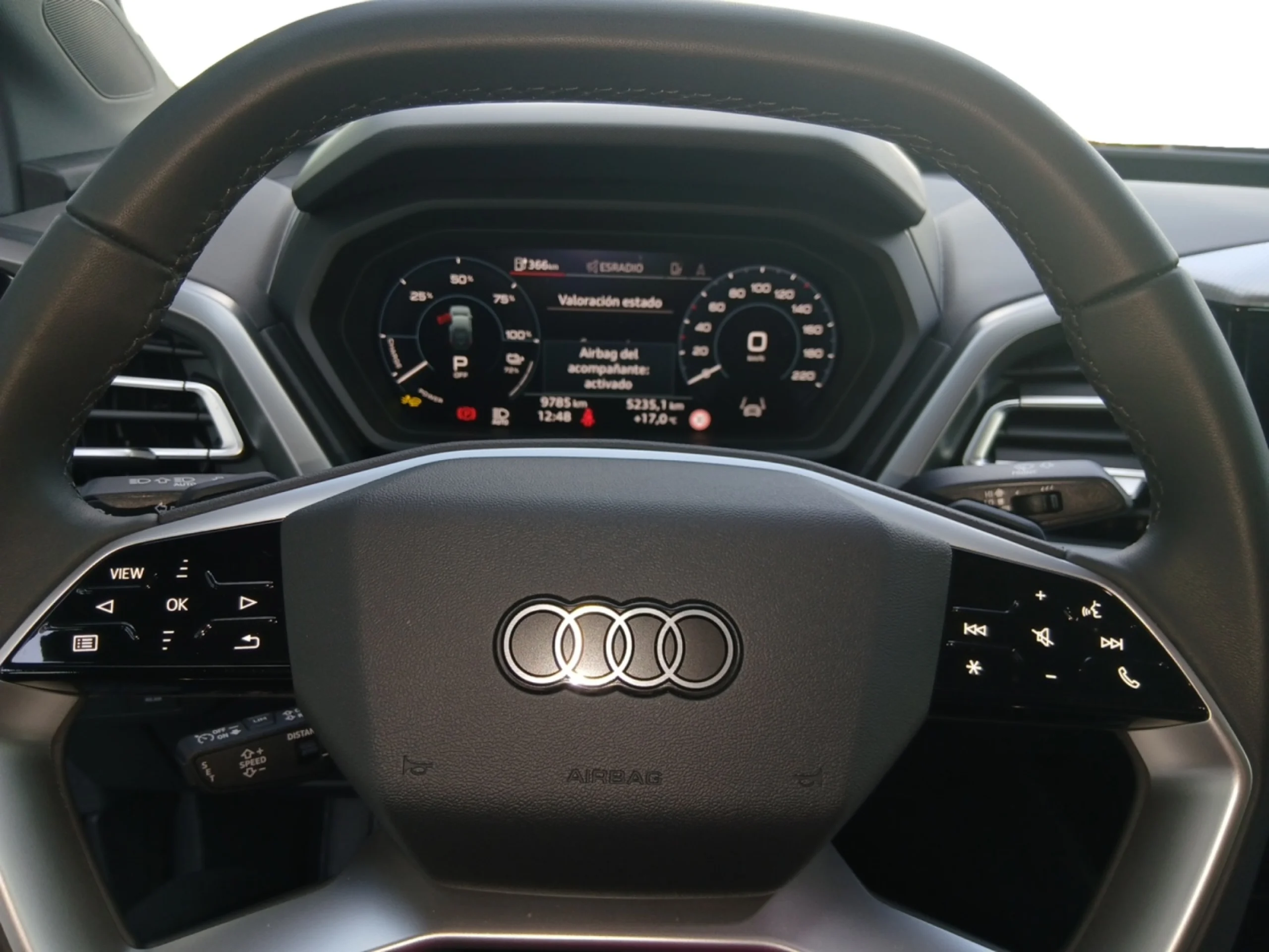 AUDI Q4 SPORTBACK GENUINE EDITION 45 E TRON 210KW 82KWH - Foto 9