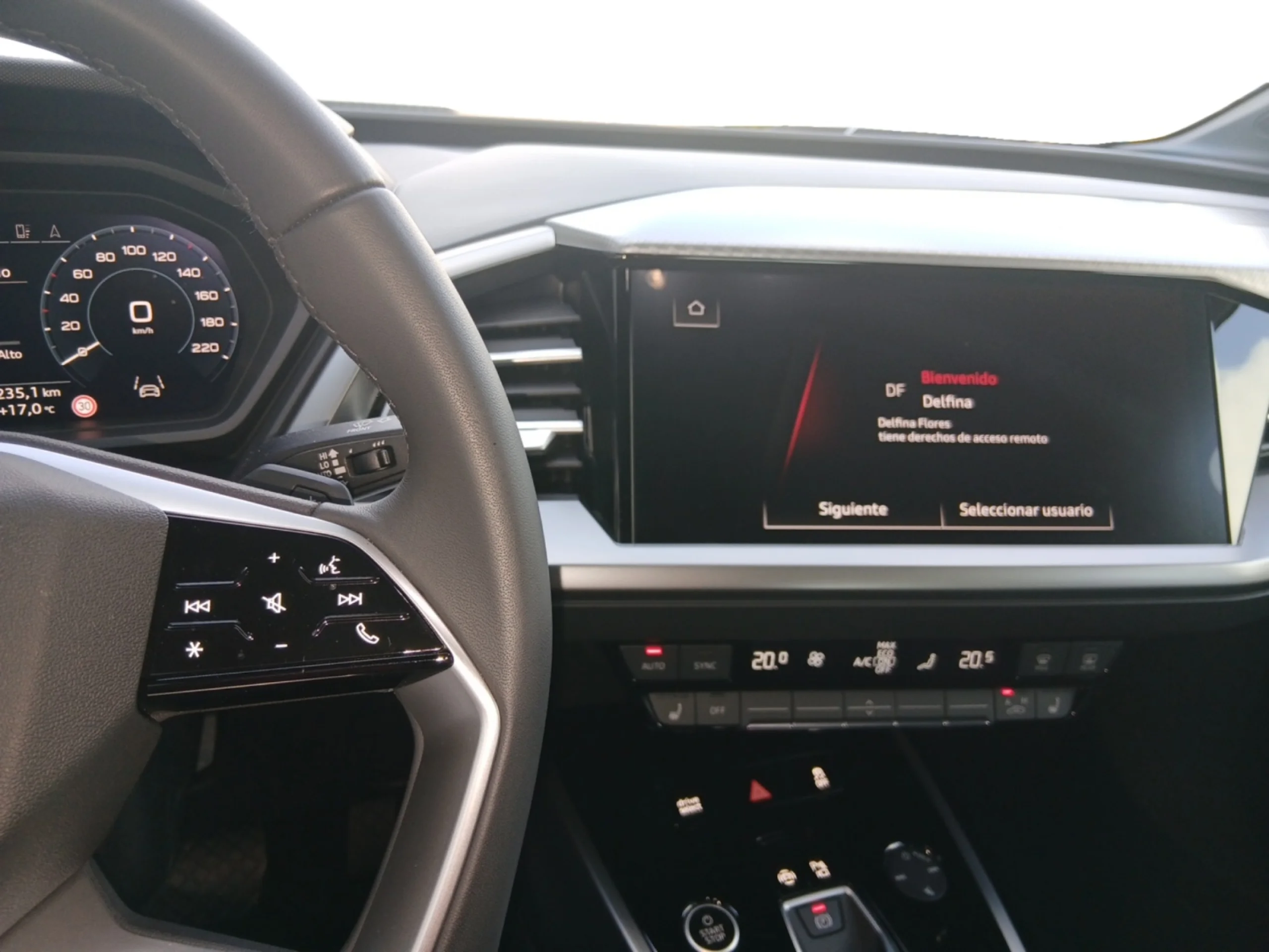 AUDI Q4 SPORTBACK GENUINE EDITION 45 E TRON 210KW 82KWH - Foto 10