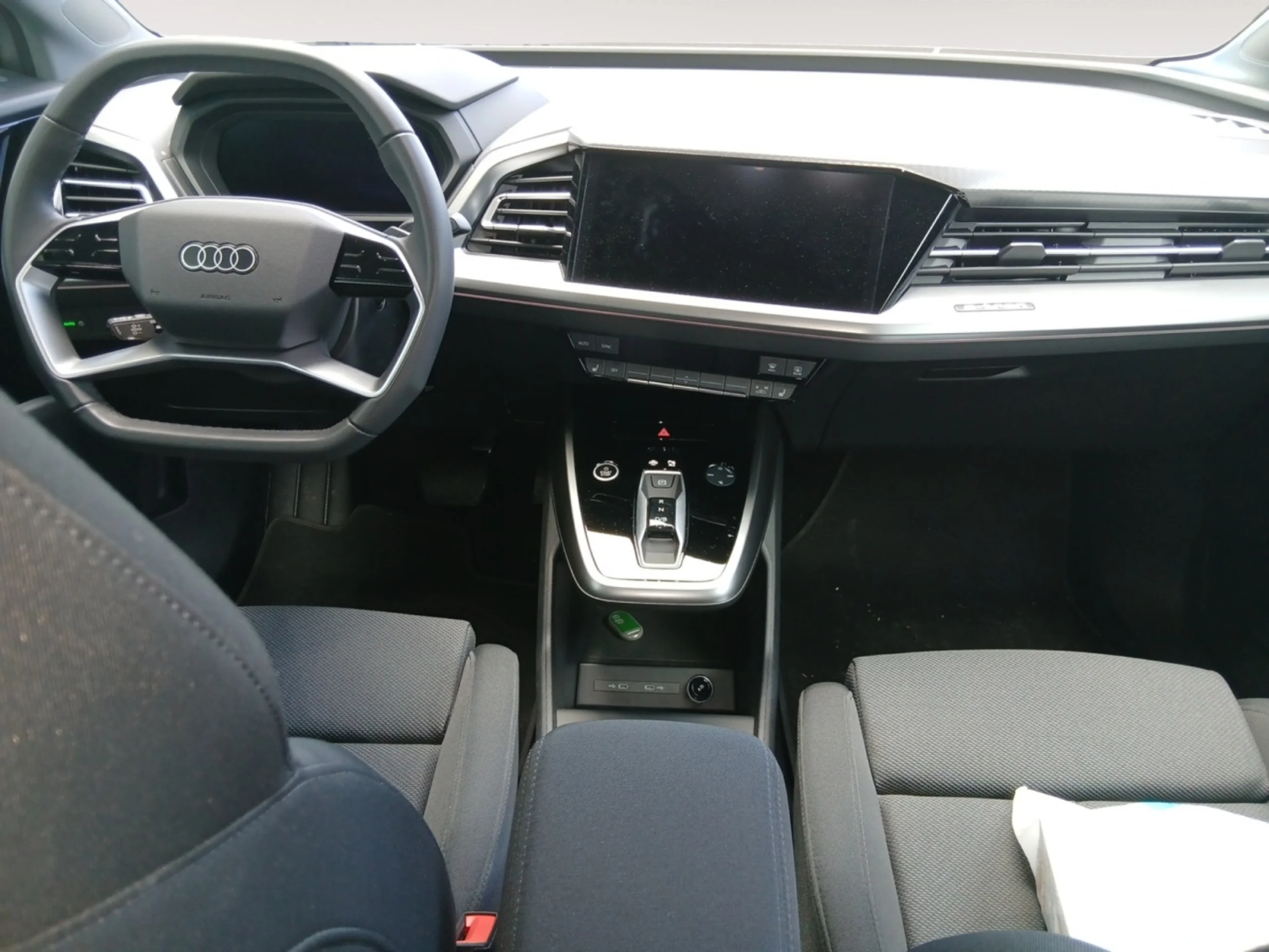 AUDI Q4 SPORTBACK GENUINE EDITION 45 E TRON 210KW 82KWH - Foto 4