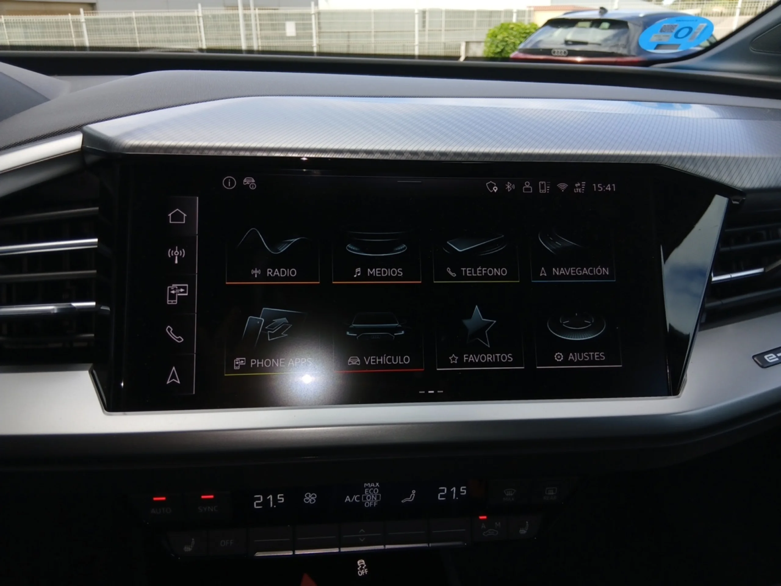 AUDI Q4 SPORTBACK GENUINE EDITION 45 E TRON 210KW 82KWH - Foto 13