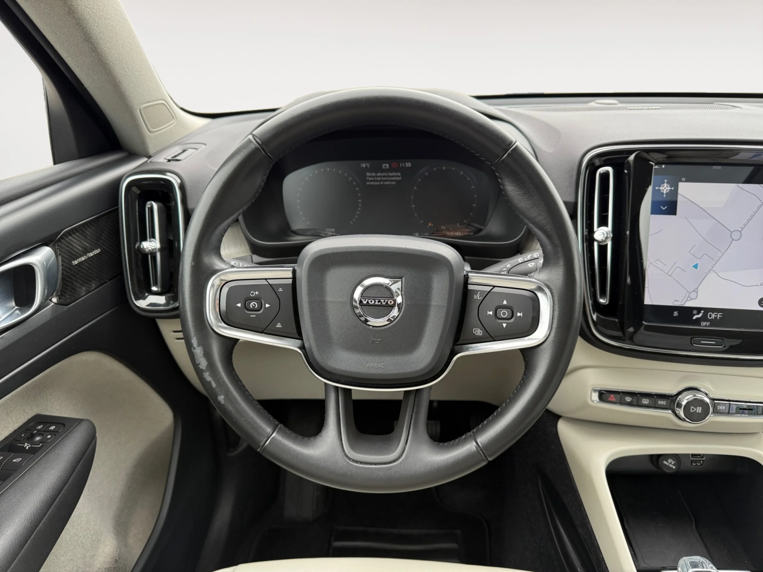 VOLVO XC40 2.0 T4 INSCRPTION AUTO - Foto 11