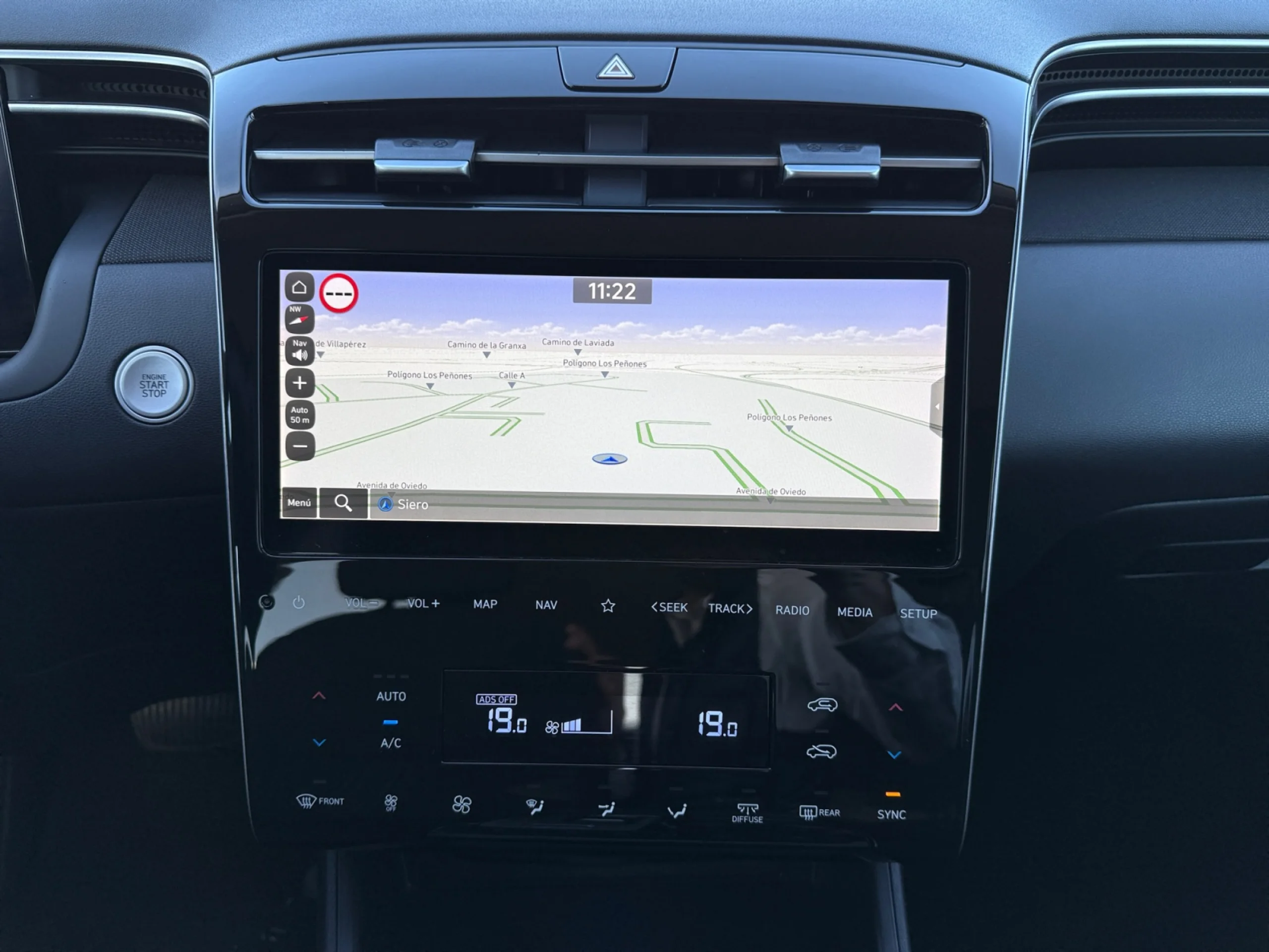 HYUNDAI TUCSON 1.6 CRDI 100KW (136CV) 48V MAXX - Foto 9