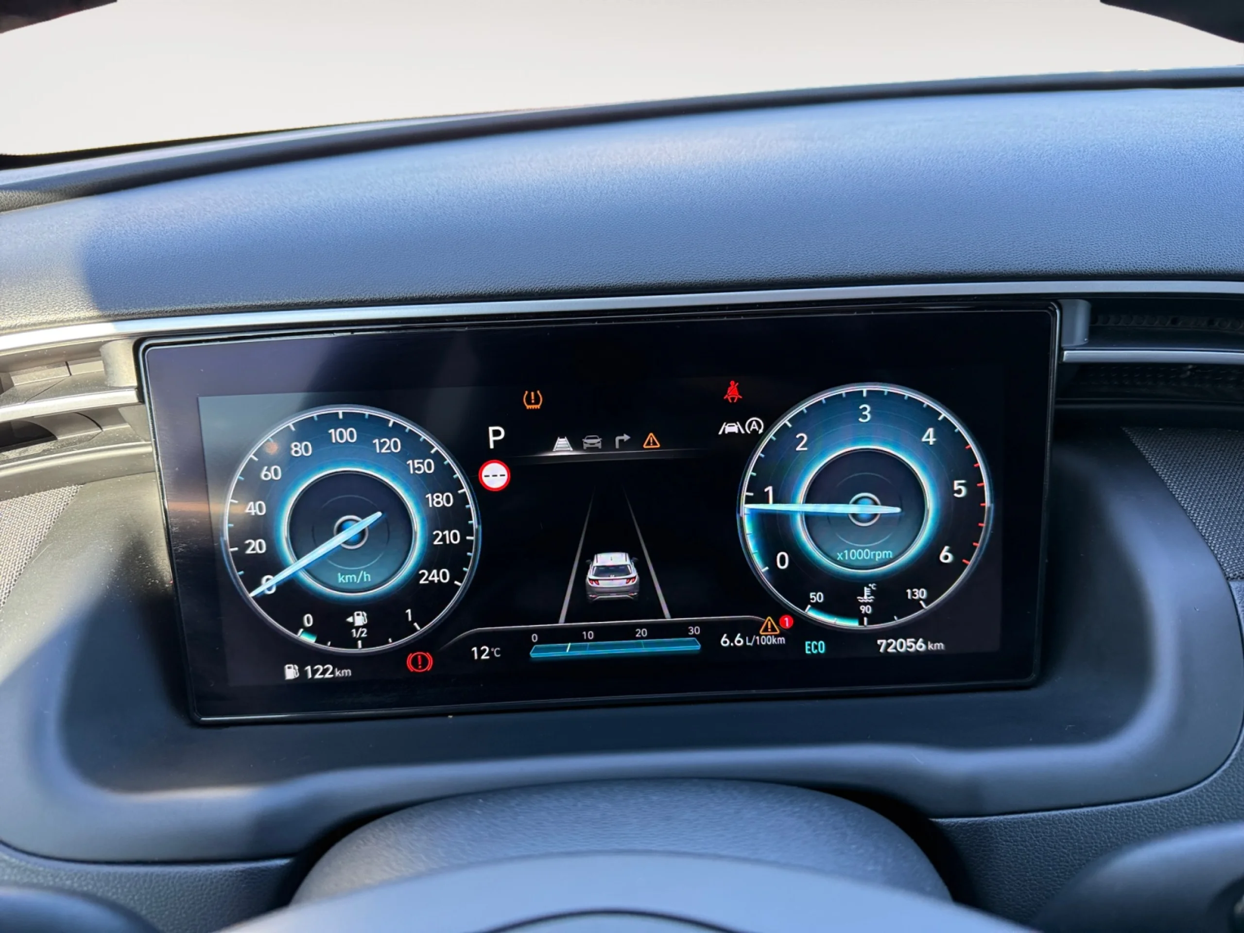 HYUNDAI TUCSON 1.6 CRDI 100KW (136CV) 48V MAXX - Foto 10