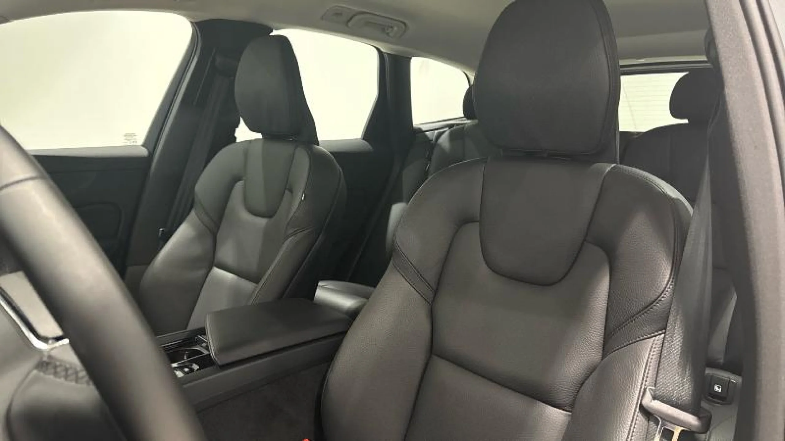 VOLVO XC60 2.0 B4 D CORE AUTO - Foto 9