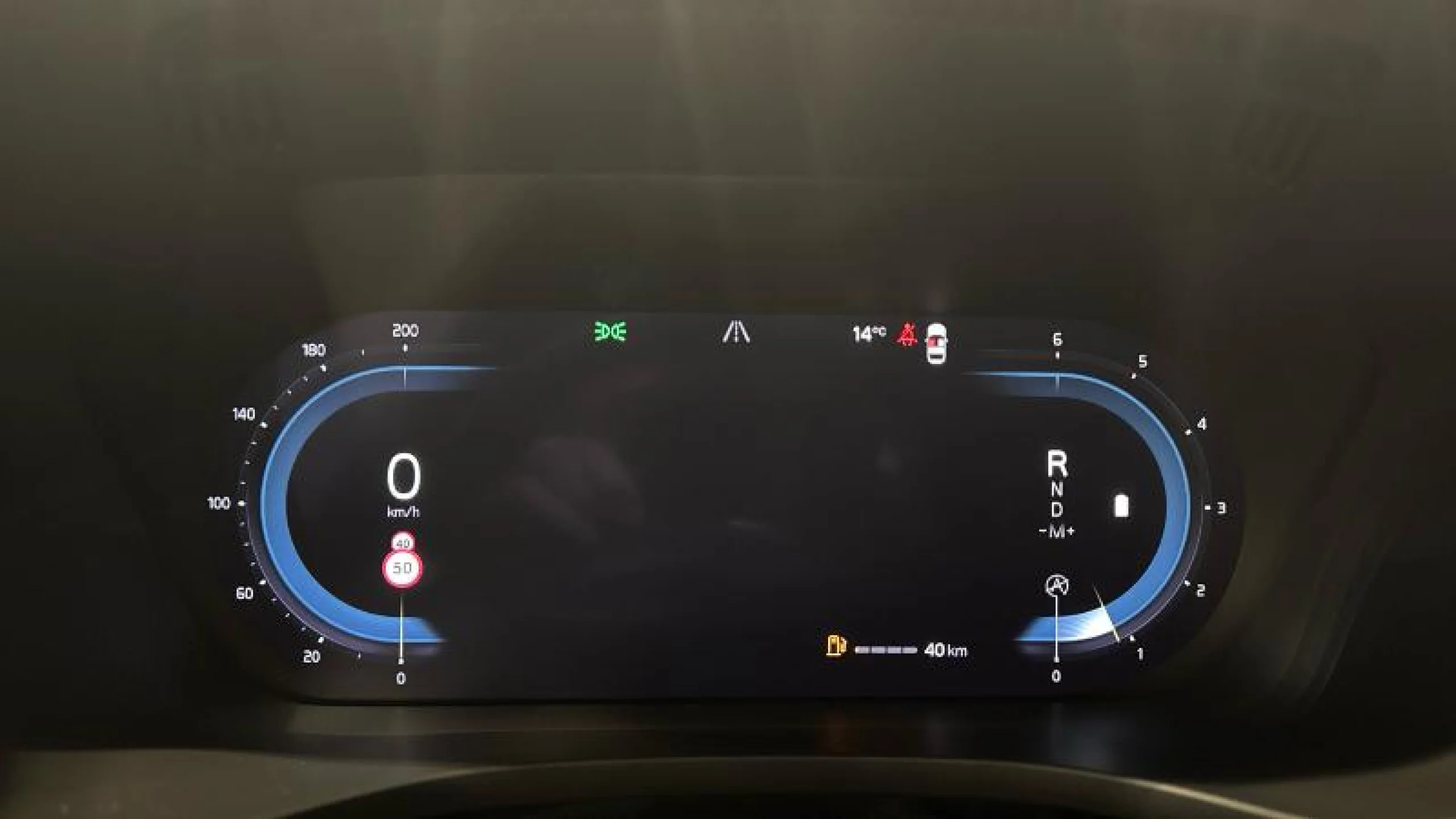 VOLVO XC60 2.0 B4 D CORE AUTO - Foto 13