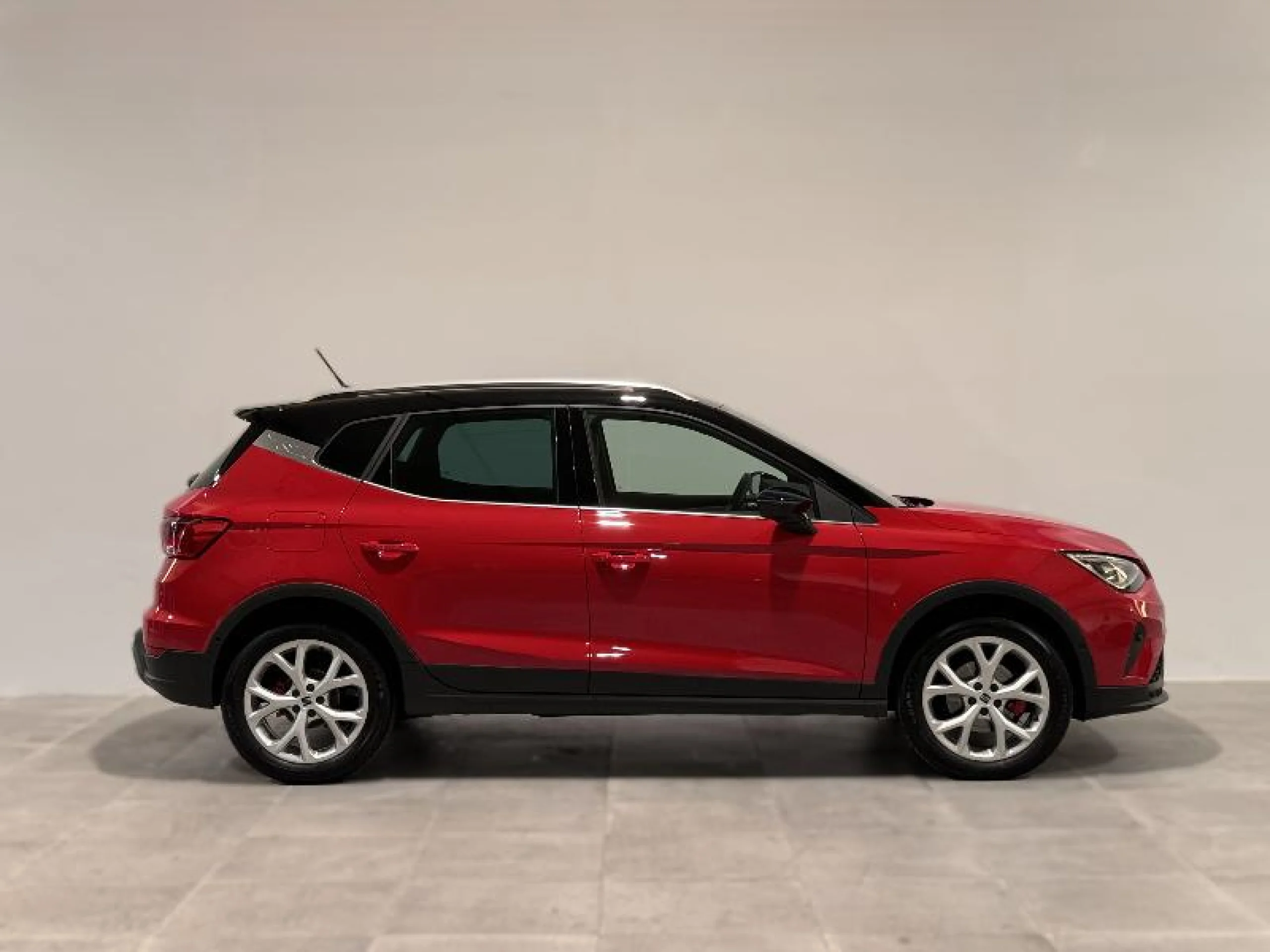 SEAT ARONA 1.0 TSI 81KW (110CV) DSG FR XL - Foto 3