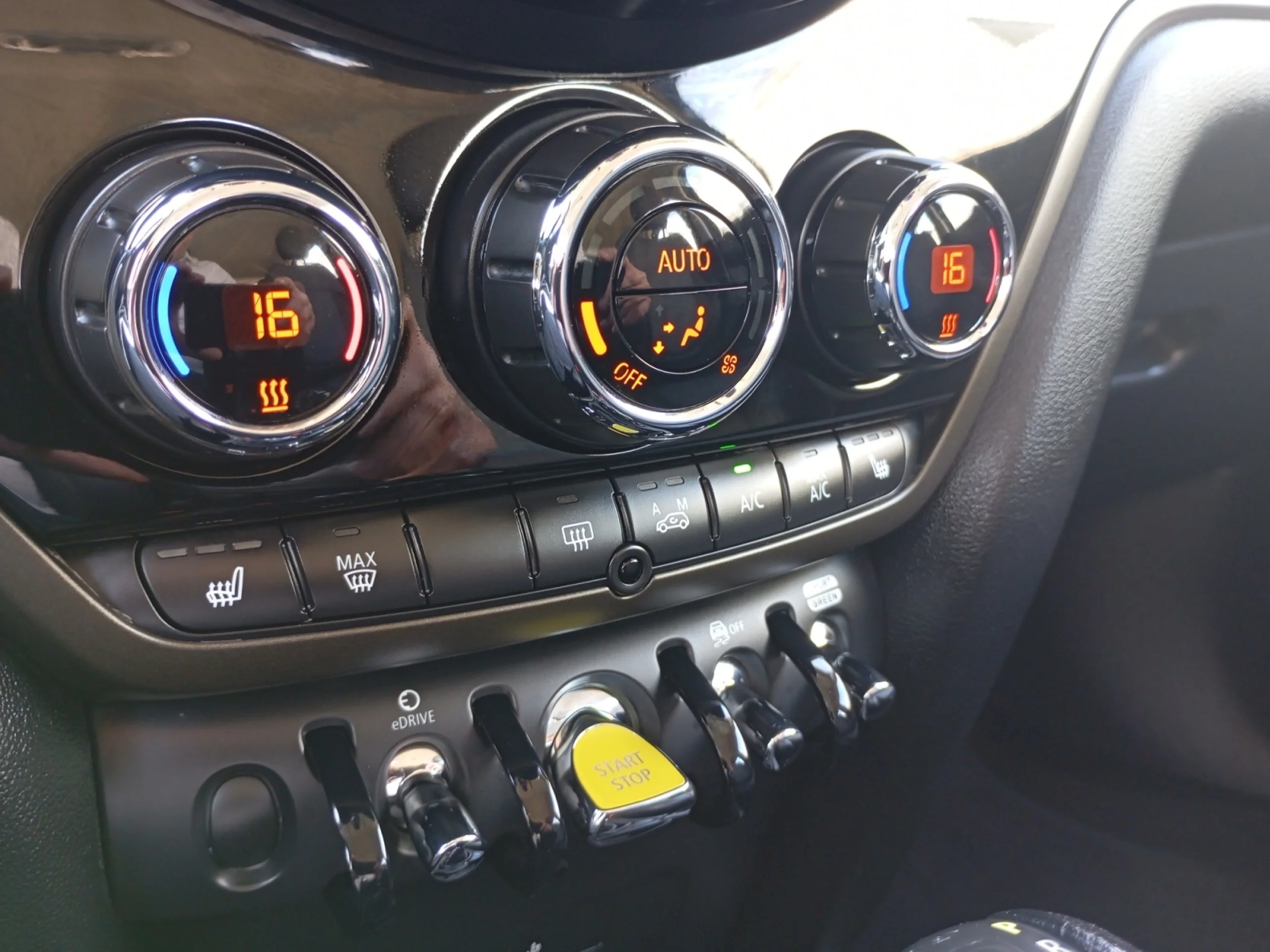 MINI COUNTRYMAN COOPER SE ALL4 - Foto 13