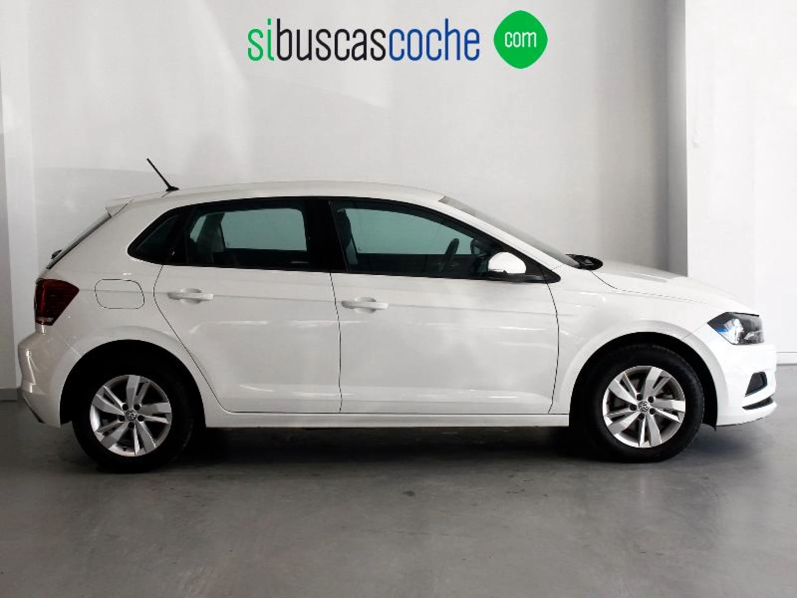 VOLKSWAGEN POLO ADVANCE 1.6 TDI 70KW (95CV) - Foto 3