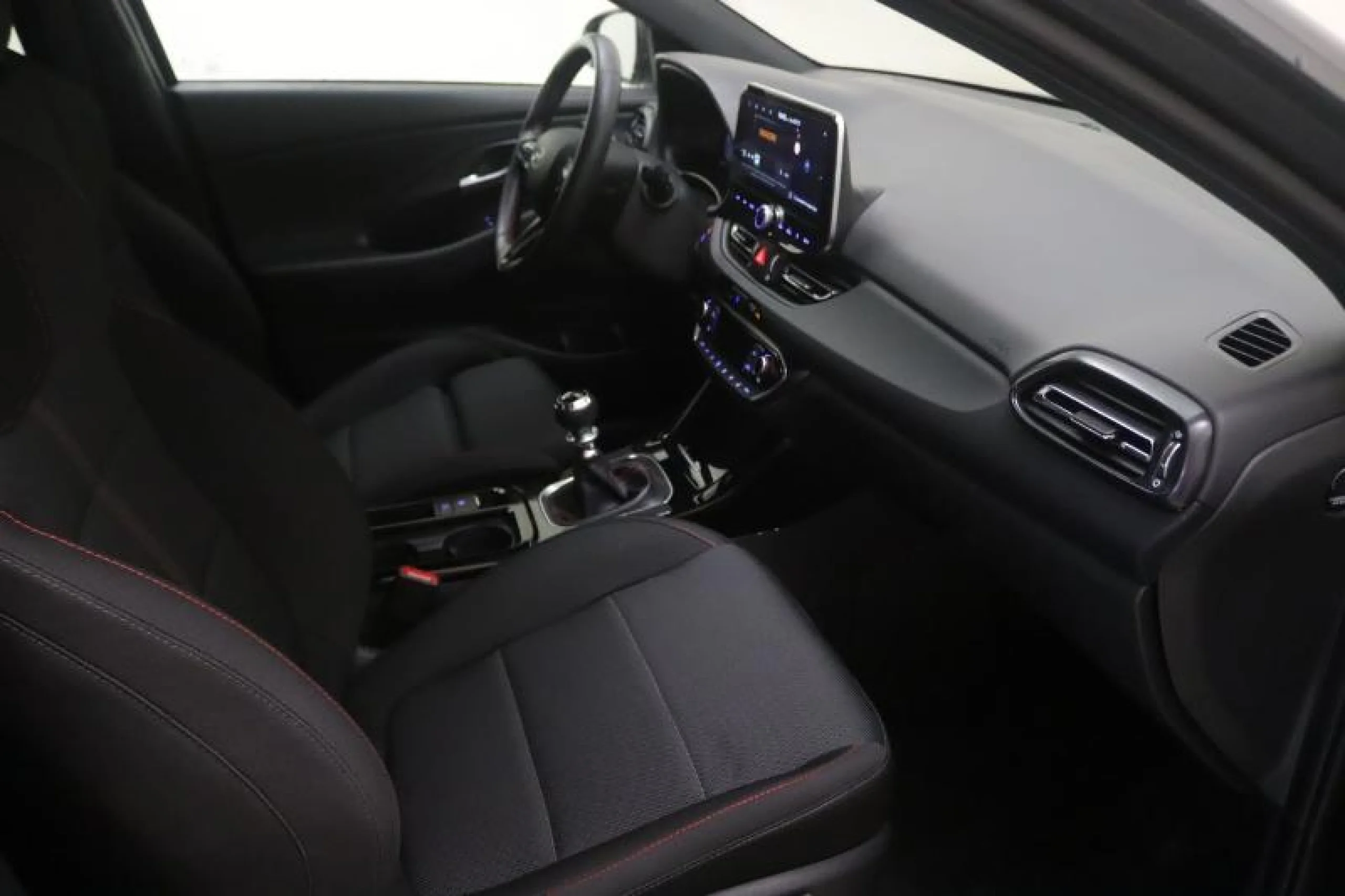 HYUNDAI I30 1.0 TGDI N LINE SE - Foto 6