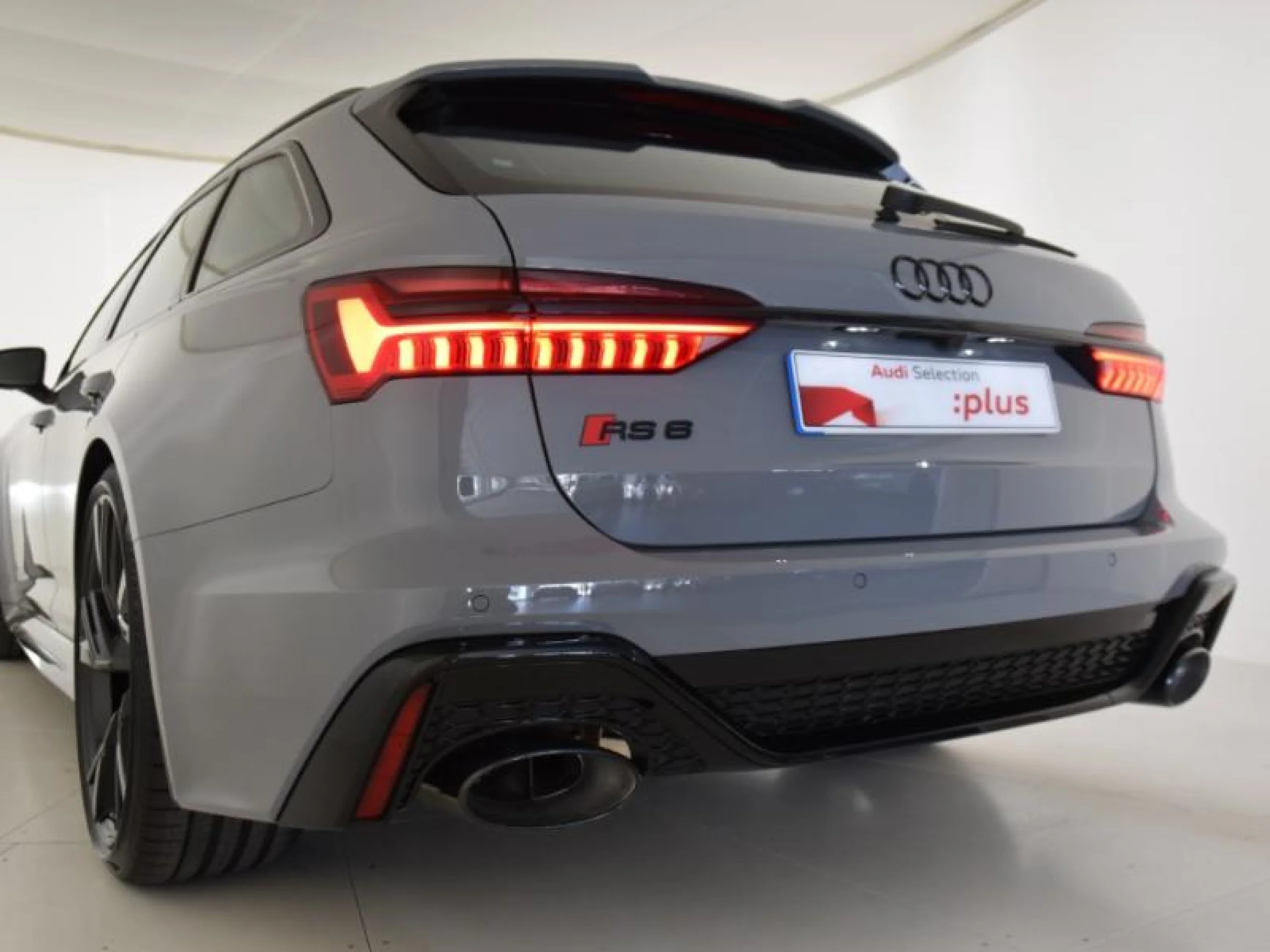 AUDI A6 RS6 AVANT TFSI QUATTRO - Foto 27