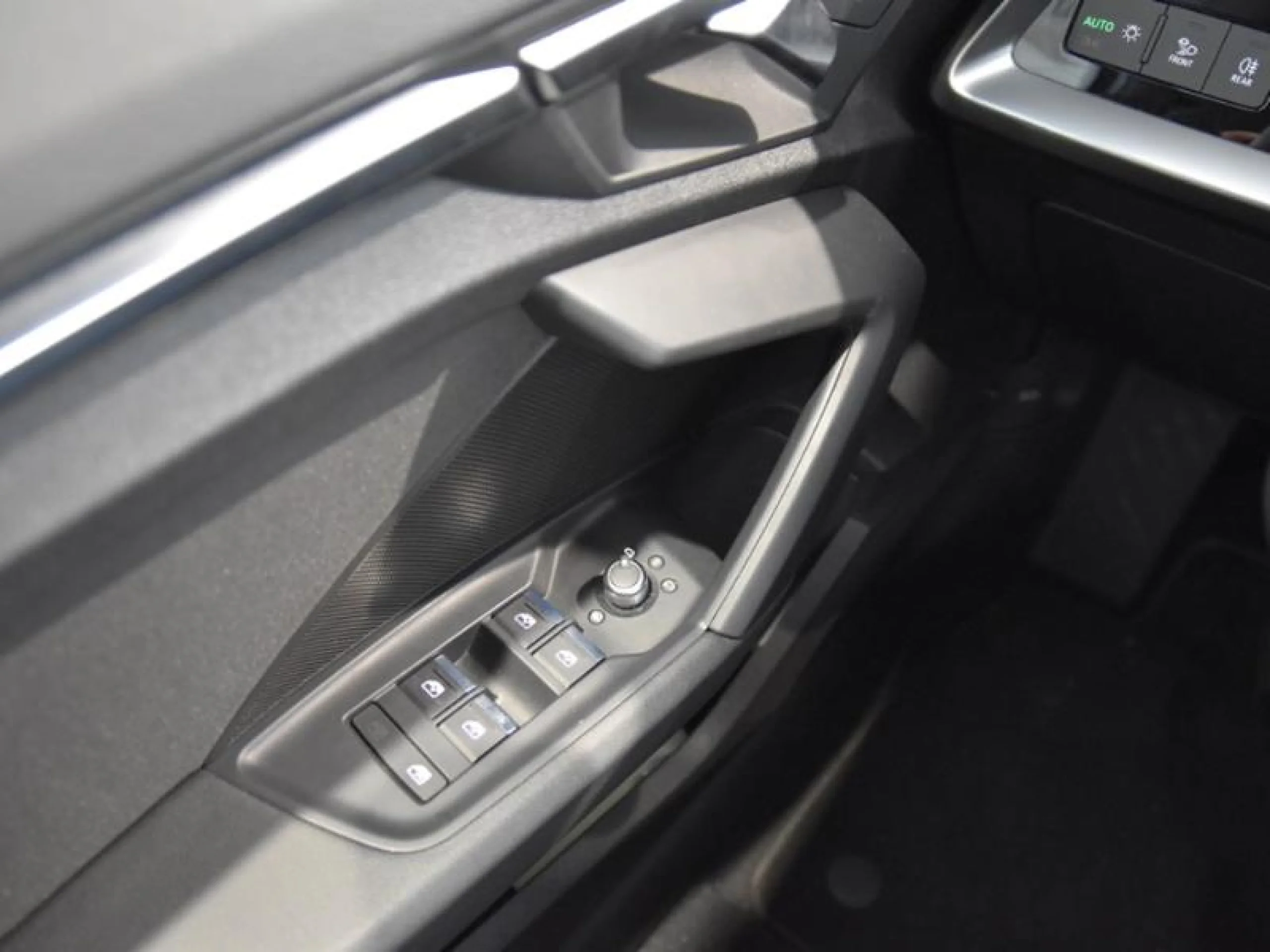 AUDI A3 SPORTBACK ADVANCED 30 TDI 85KW (116CV) - Foto 17