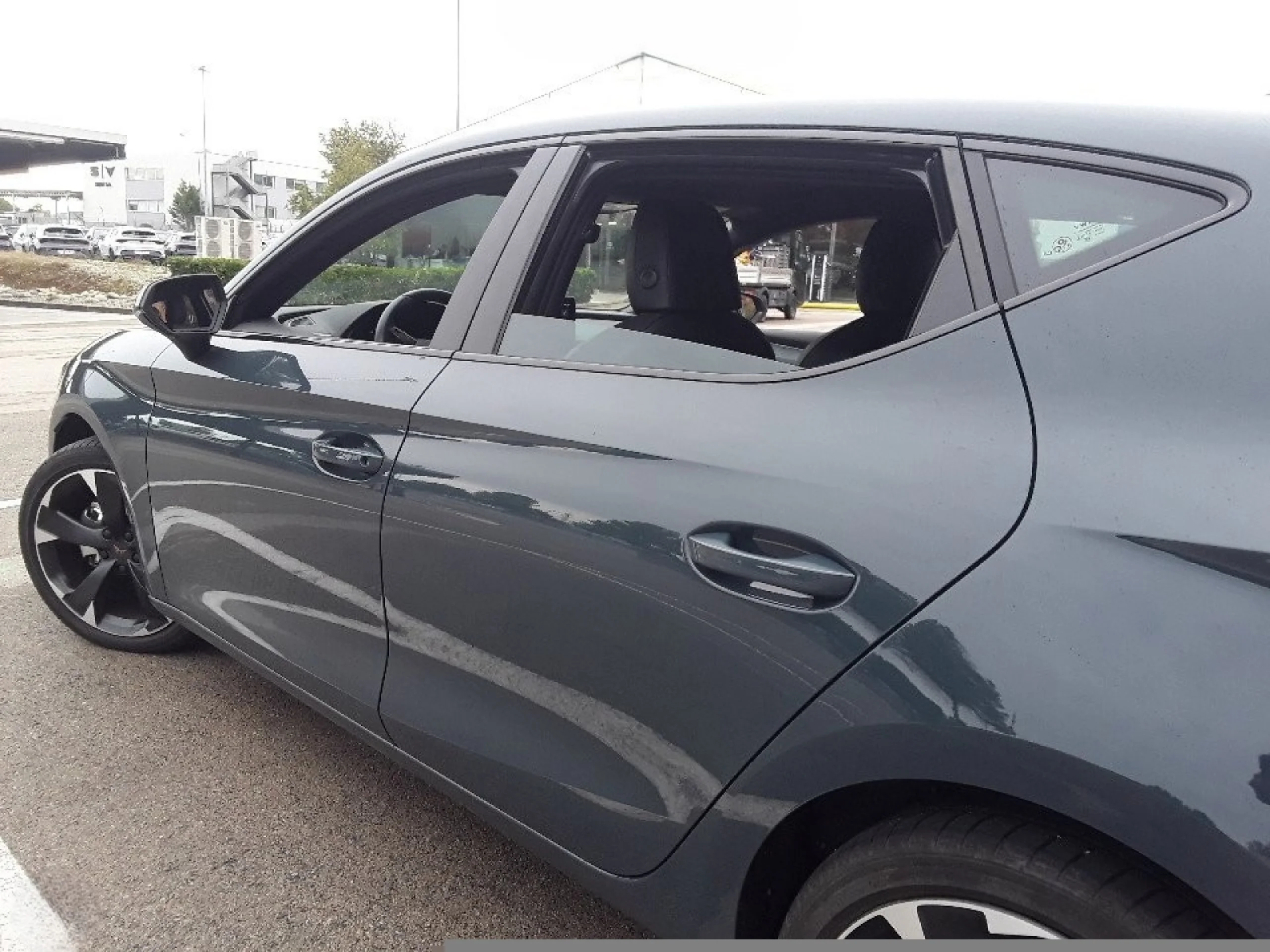 CUPRA LEON 1.5 ETSI 110KW (150CV) DSG - Foto 2