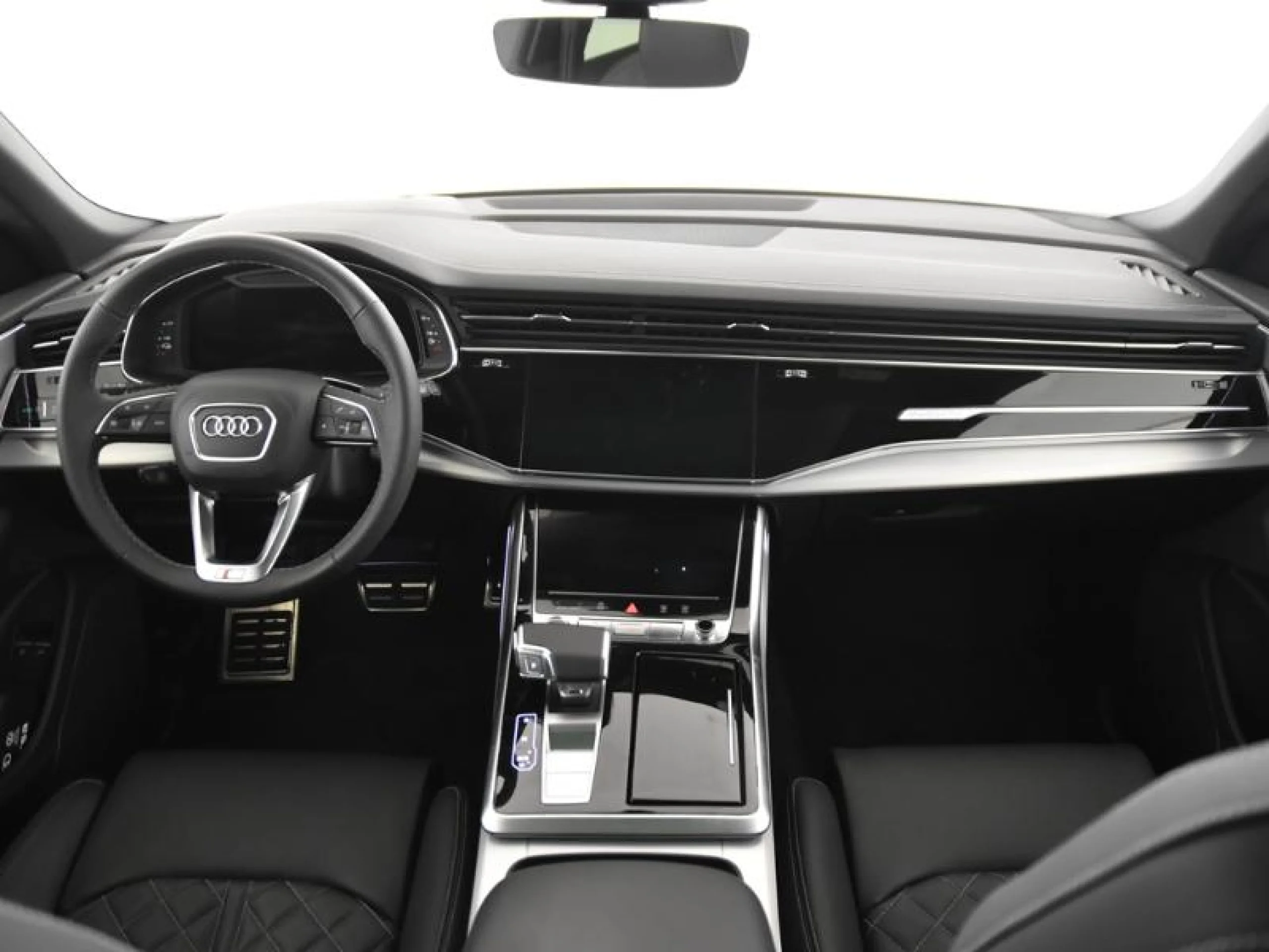 AUDI Q8 S LINE PLUS 55 TFSIE 280KW QUATTRO TIPTR - Foto 4