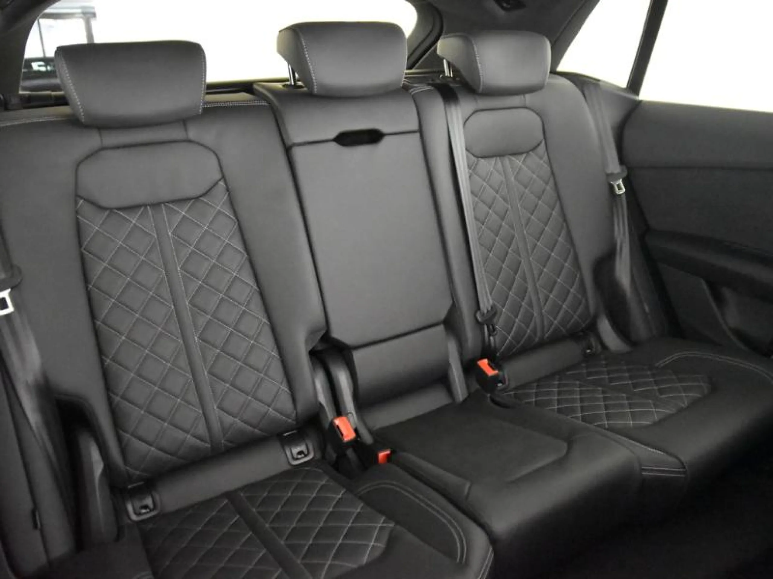 AUDI Q8 S LINE PLUS 55 TFSIE 280KW QUATTRO TIPTR - Foto 6