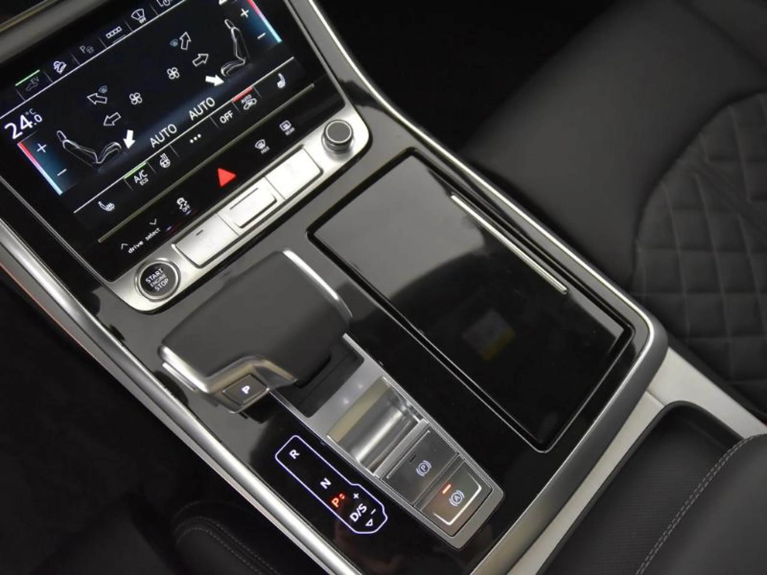 AUDI Q8 S LINE PLUS 55 TFSIE 280KW QUATTRO TIPTR - Foto 11