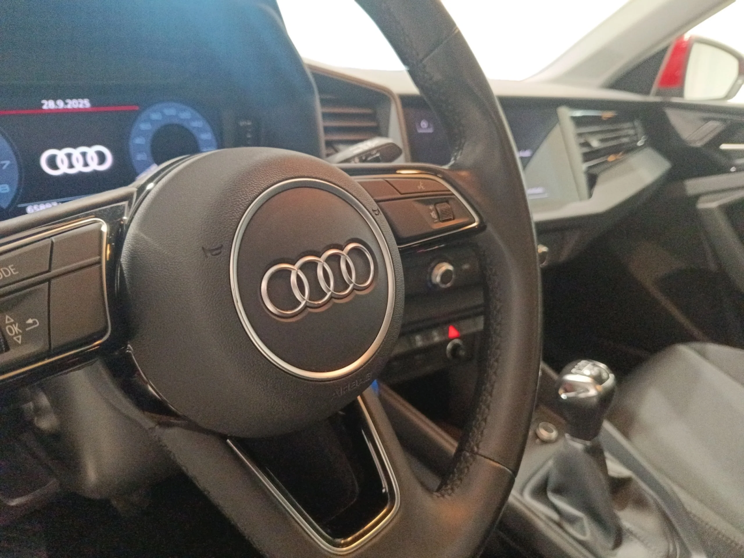 AUDI A1 SPORTBACK 25 TFSI 70KW (95CV) - Foto 11