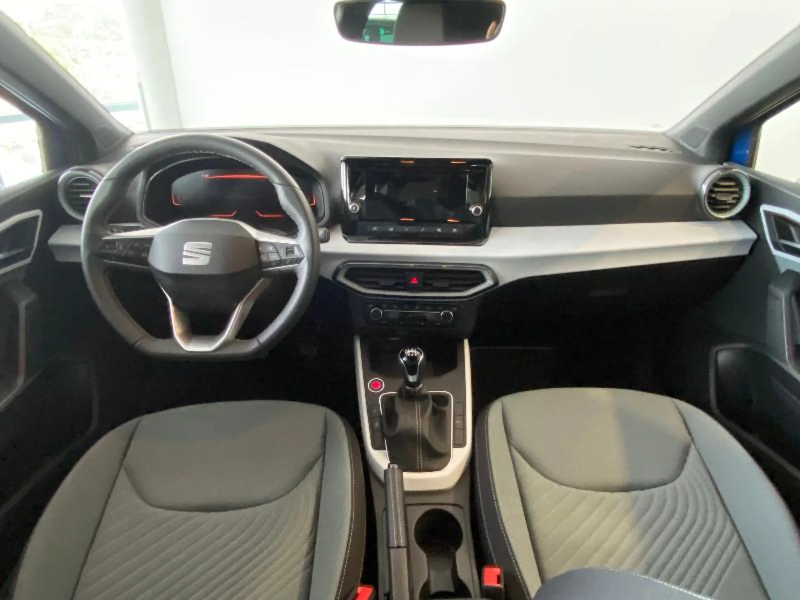 SEAT IBIZA 1.0 TSI 81KW (110CV) SPECIAL EDITION - Foto 4