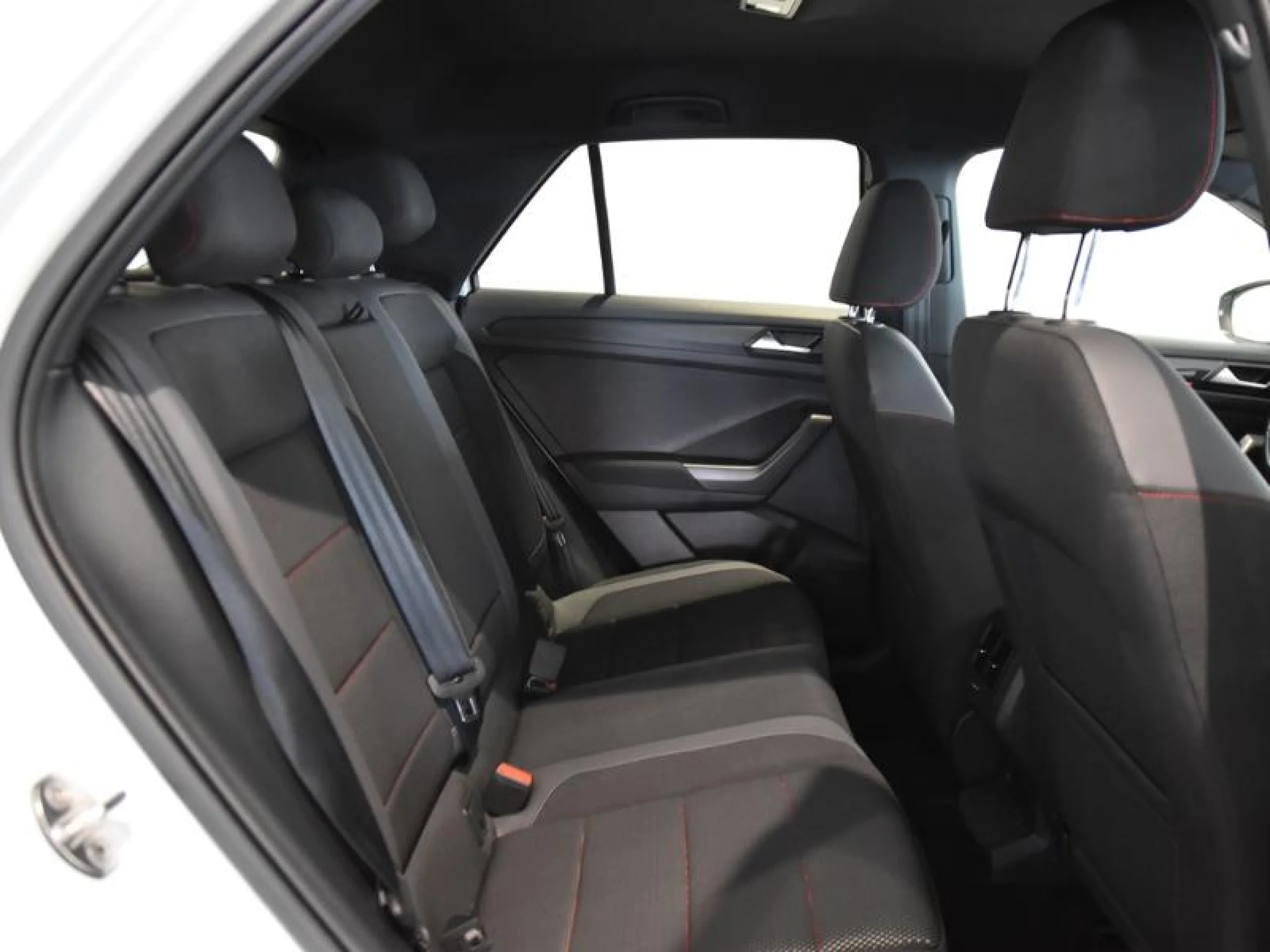 VOLKSWAGEN T ROC SPORT 1.5 TSI 110KW (150CV) DSG - Foto 6