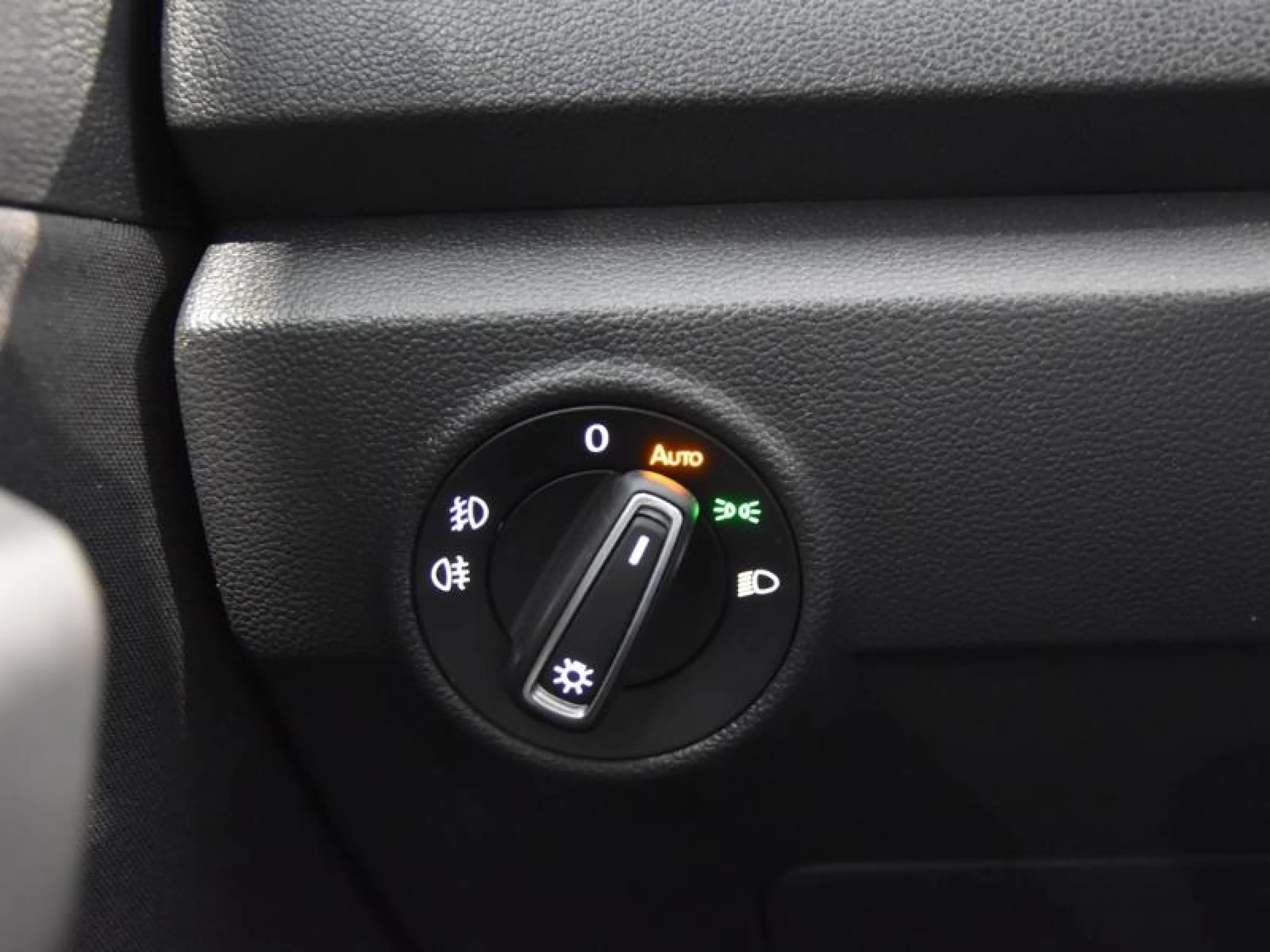 VOLKSWAGEN T ROC SPORT 1.5 TSI 110KW (150CV) DSG - Foto 16