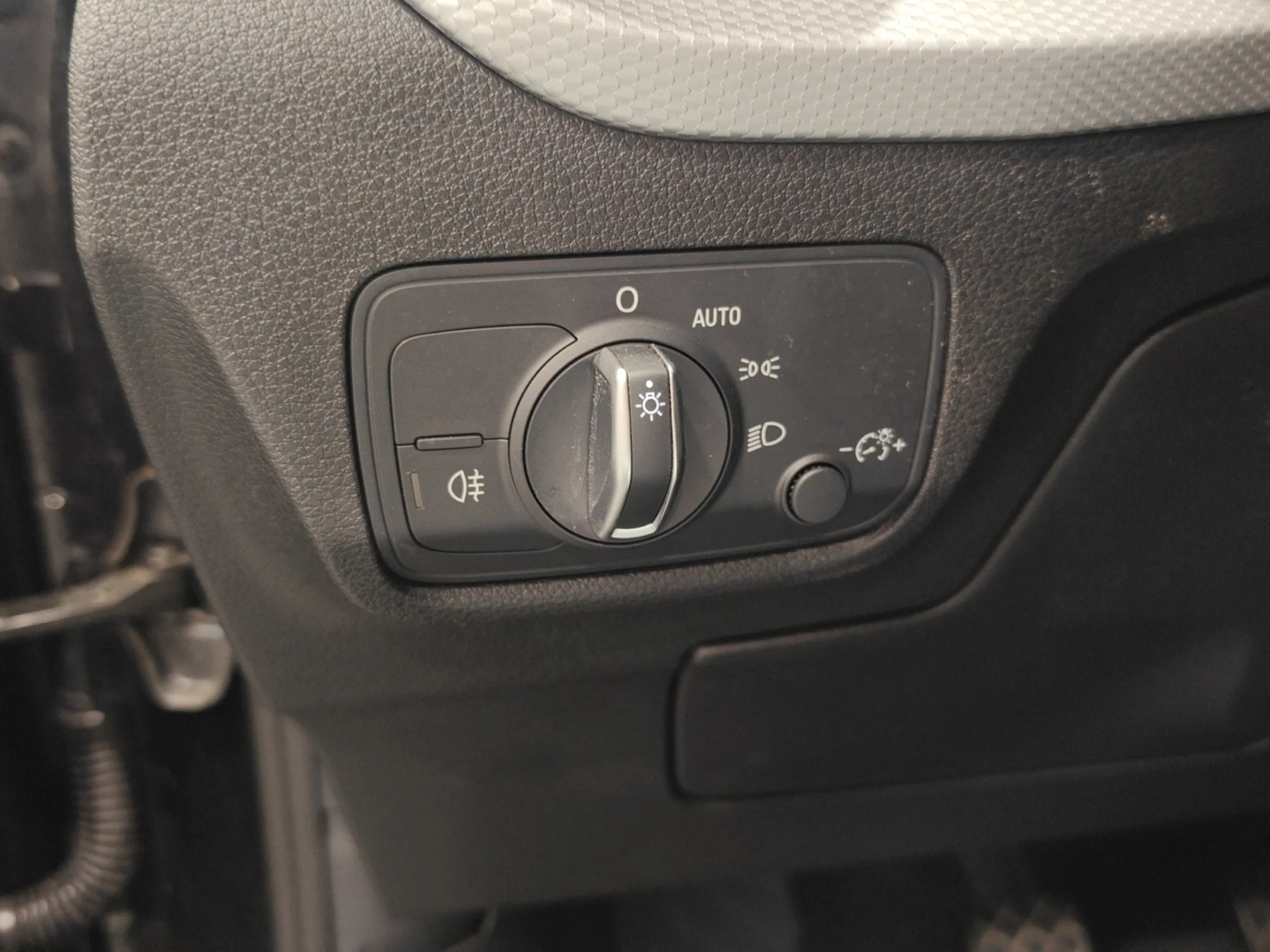 AUDI Q2 ADRENALIN 30 TFSI 85KW (116CV) - Foto 12