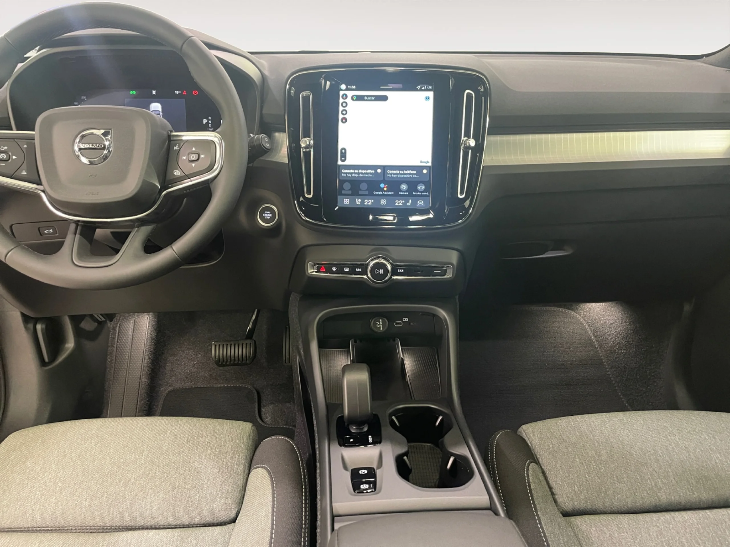 VOLVO XC40 2.0 B4 G CORE AUTO - Foto 11