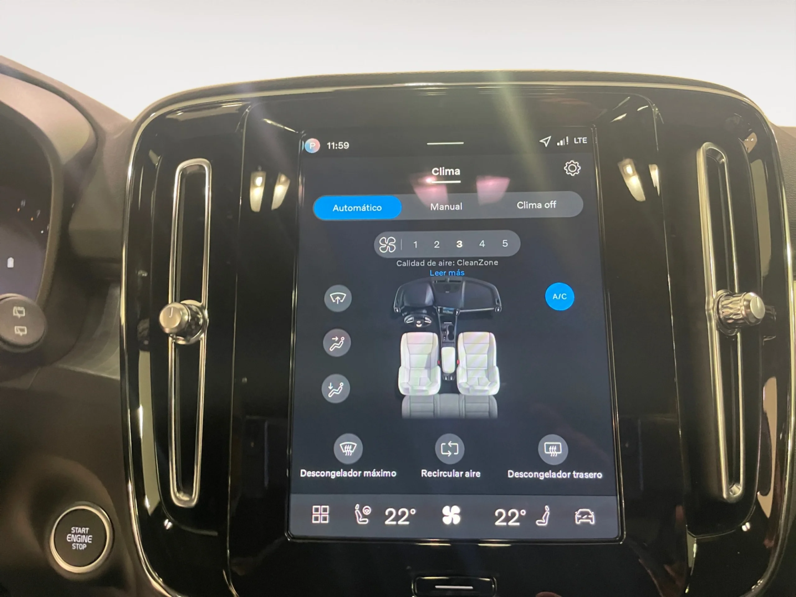 VOLVO XC40 2.0 B4 G CORE AUTO - Foto 14