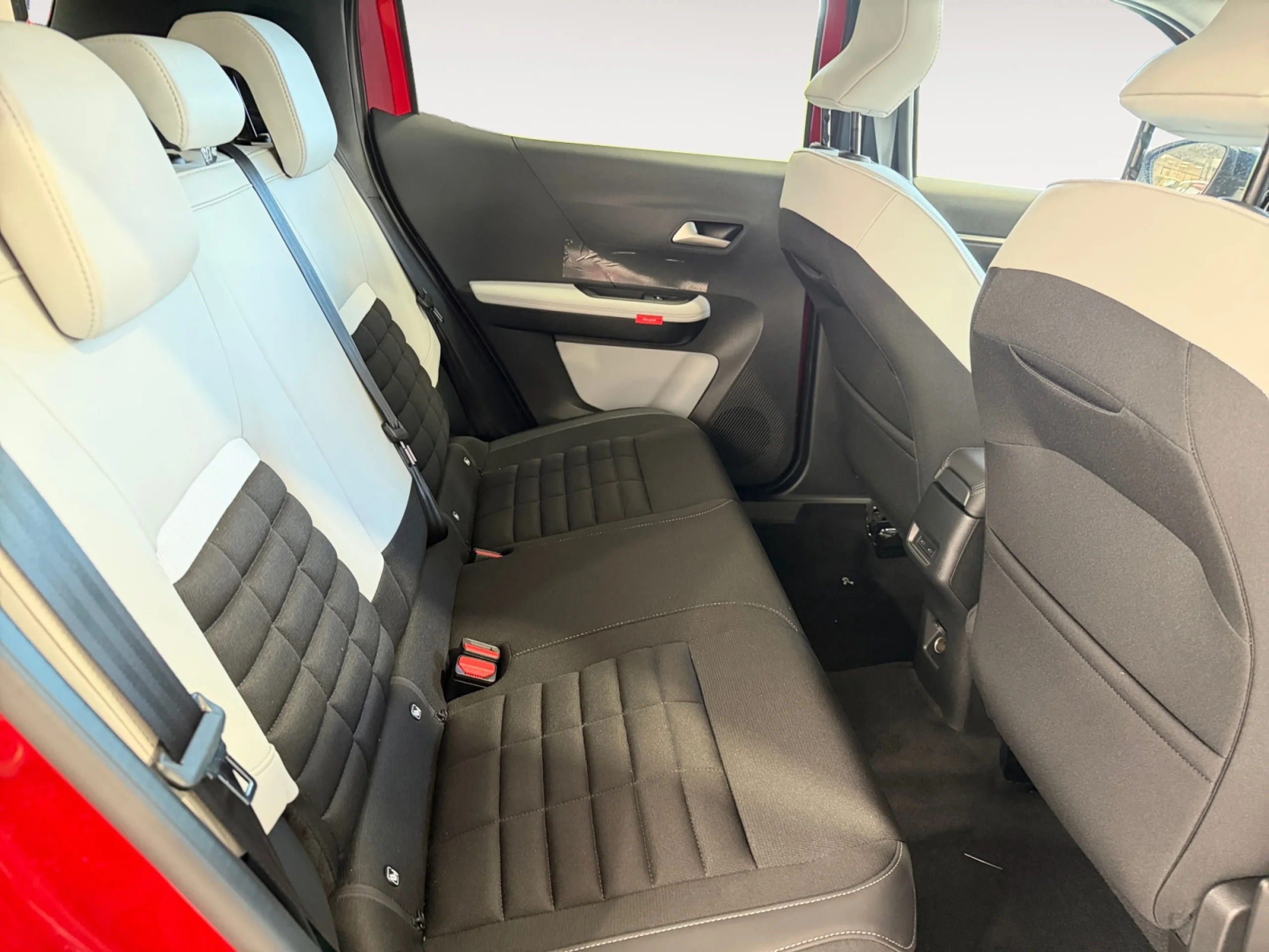 CITROEN C3 AIRCROSS HYBRID 145 Ë DCS6 MAX - Foto 6