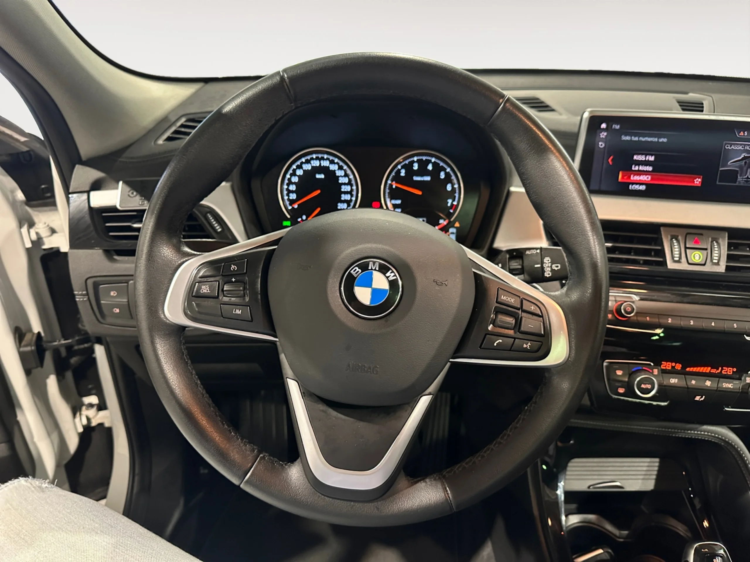 BMW X2 SDRIVE18I - Foto 11