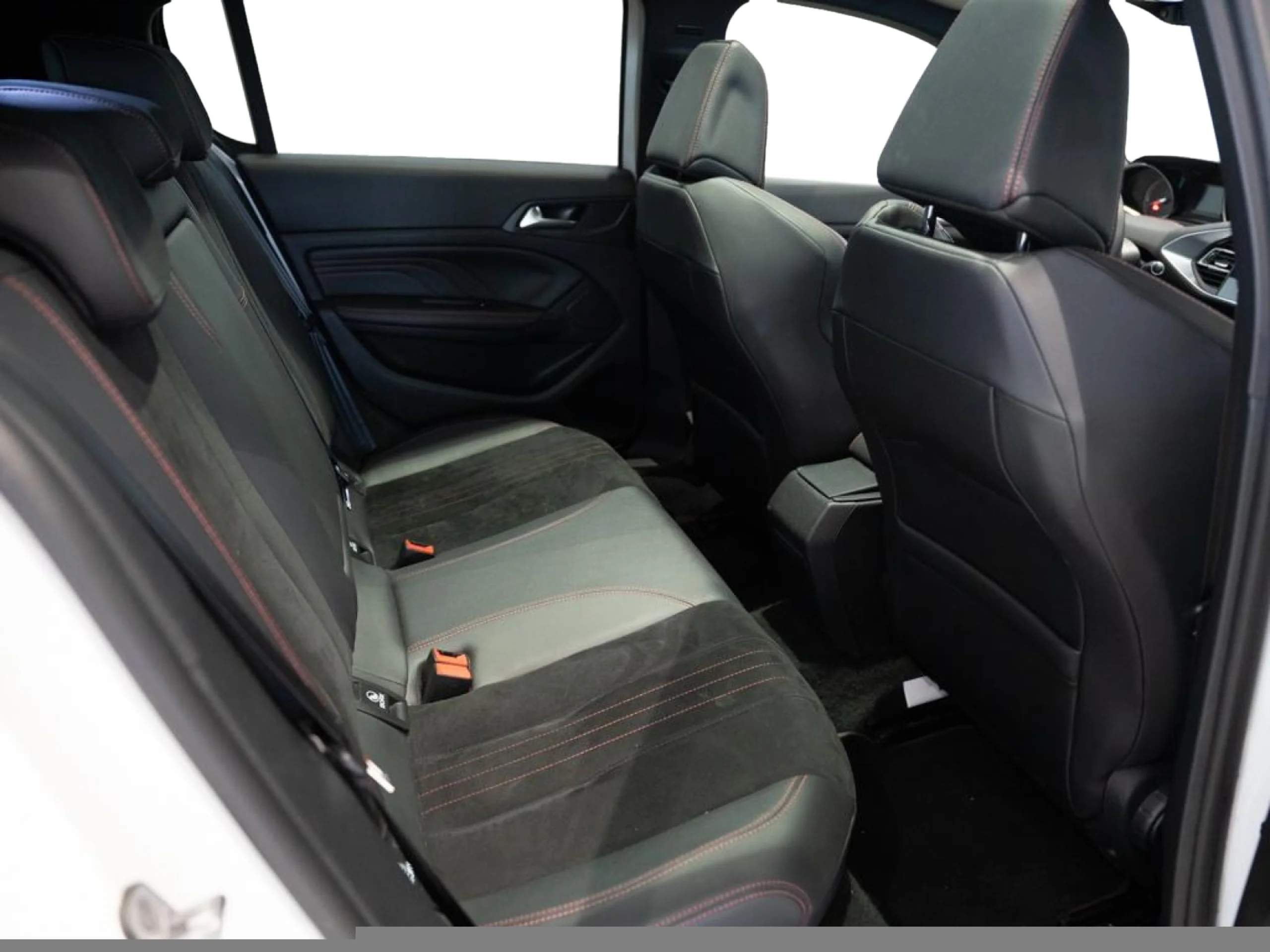 PEUGEOT 308 GTI BY PEUGEOT SPORT 263 - Foto 5