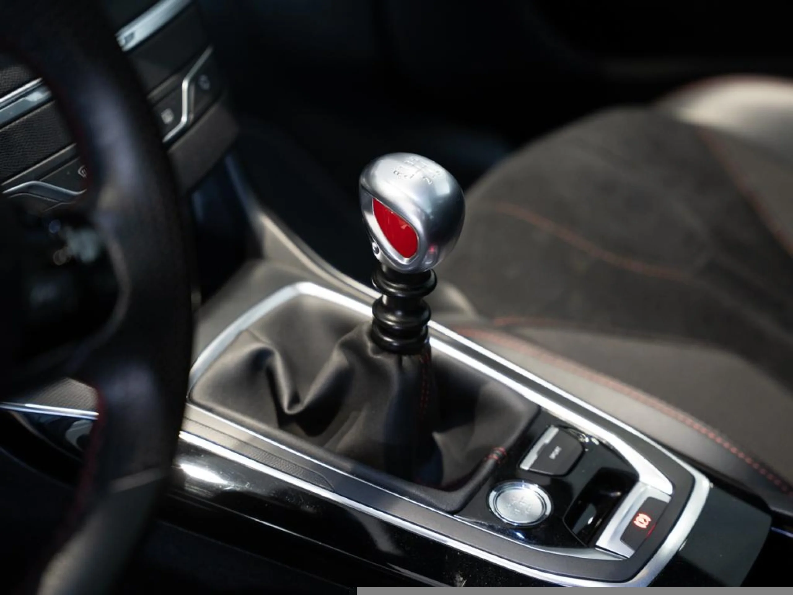 PEUGEOT 308 GTI BY PEUGEOT SPORT 263 - Foto 10