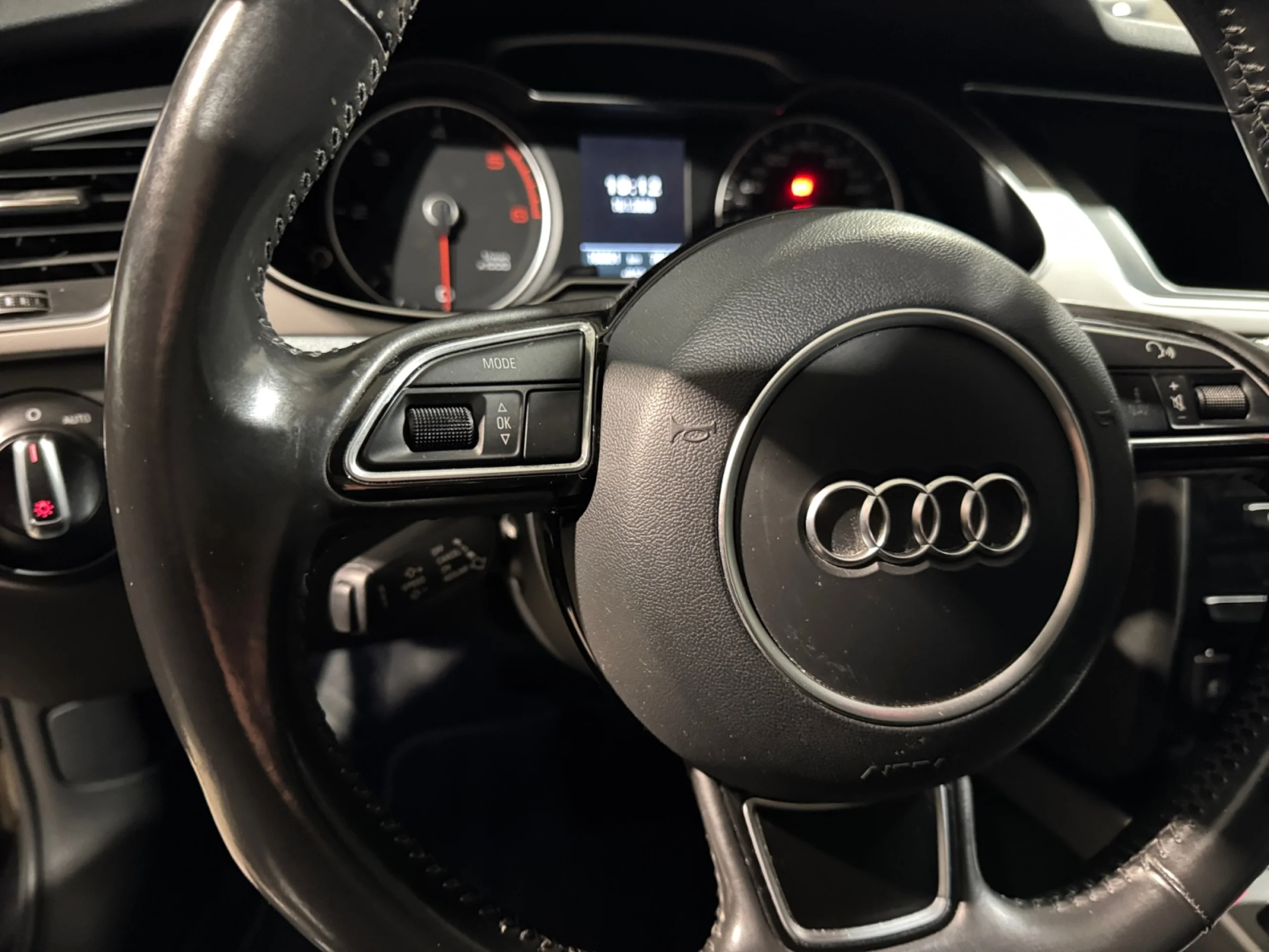 AUDI A4 2.0 TDI 150CV MULTITRONIC S LINE EDITION - Foto 11