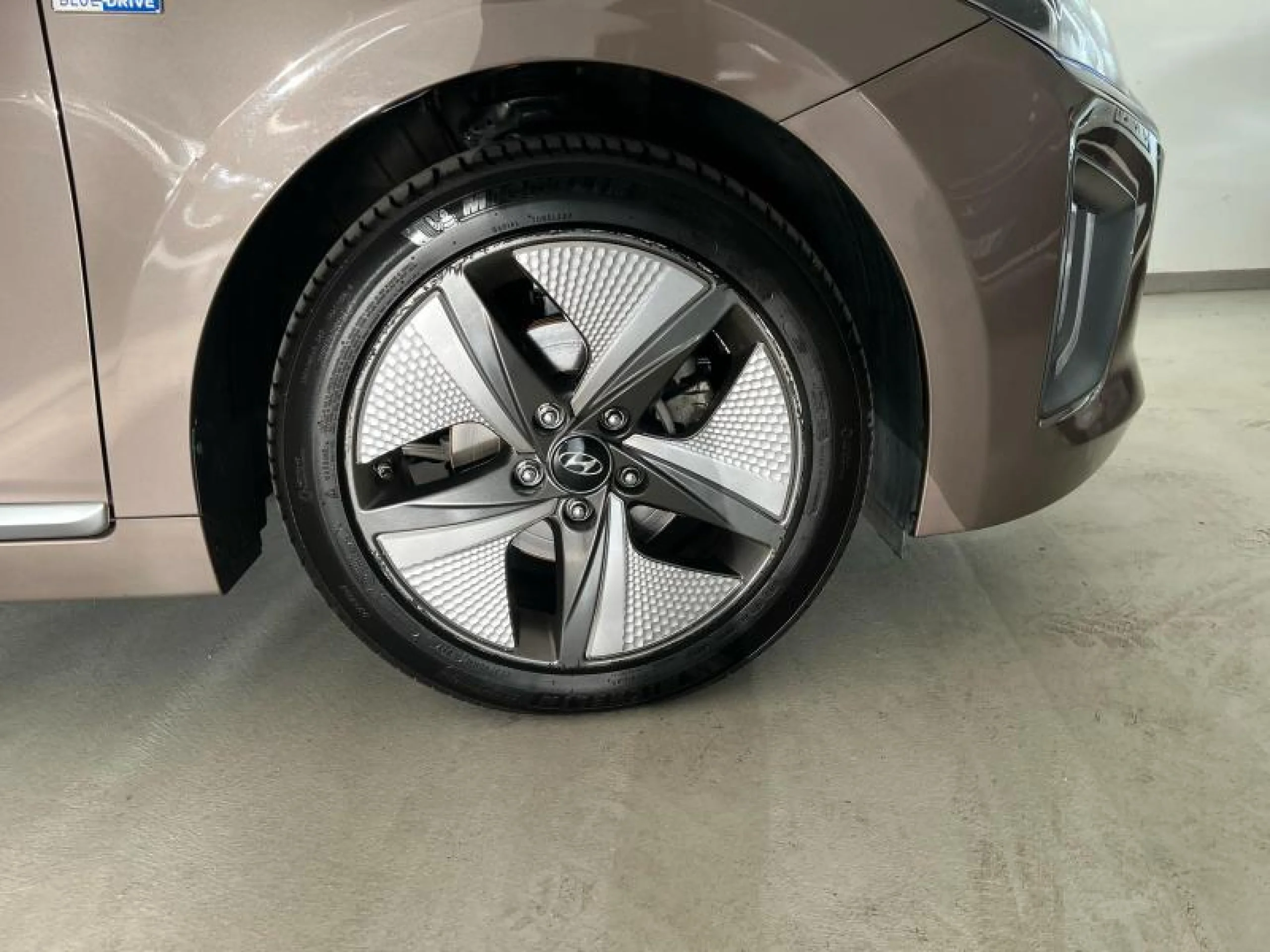 HYUNDAI IONIQ 1.6 GDI HEV TECNO DCT - Foto 3