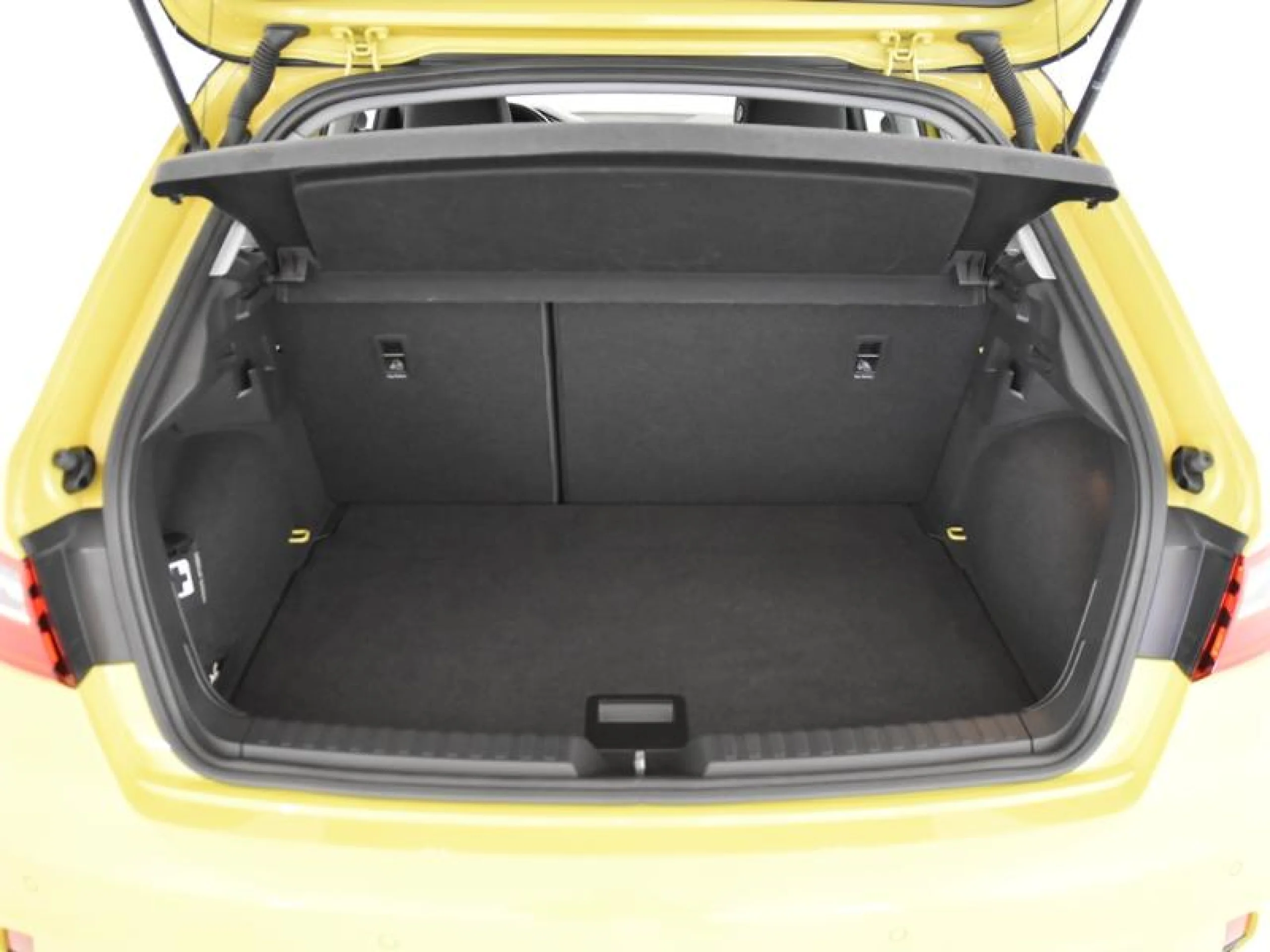 AUDI A1 SPORTBACK 25 TFSI 70KW (95CV) - Foto 7