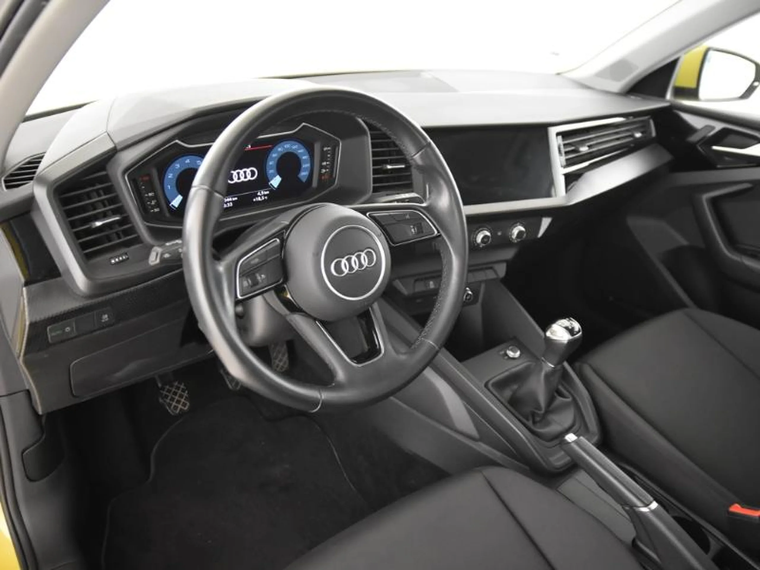 AUDI A1 SPORTBACK 25 TFSI 70KW (95CV) - Foto 9