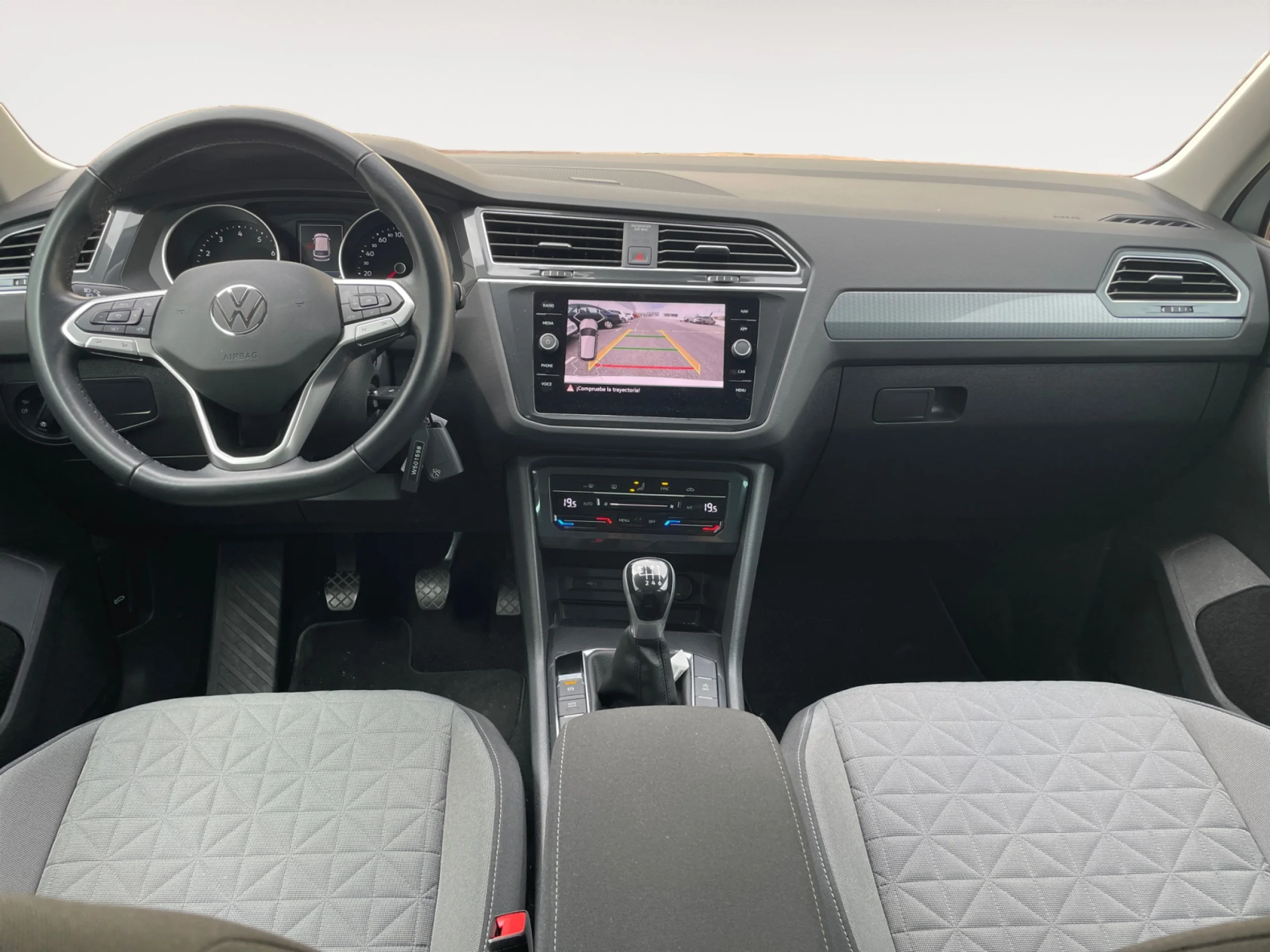VOLKSWAGEN TIGUAN LIFE 1.5 TSI 110KW (150CV) - Foto 4