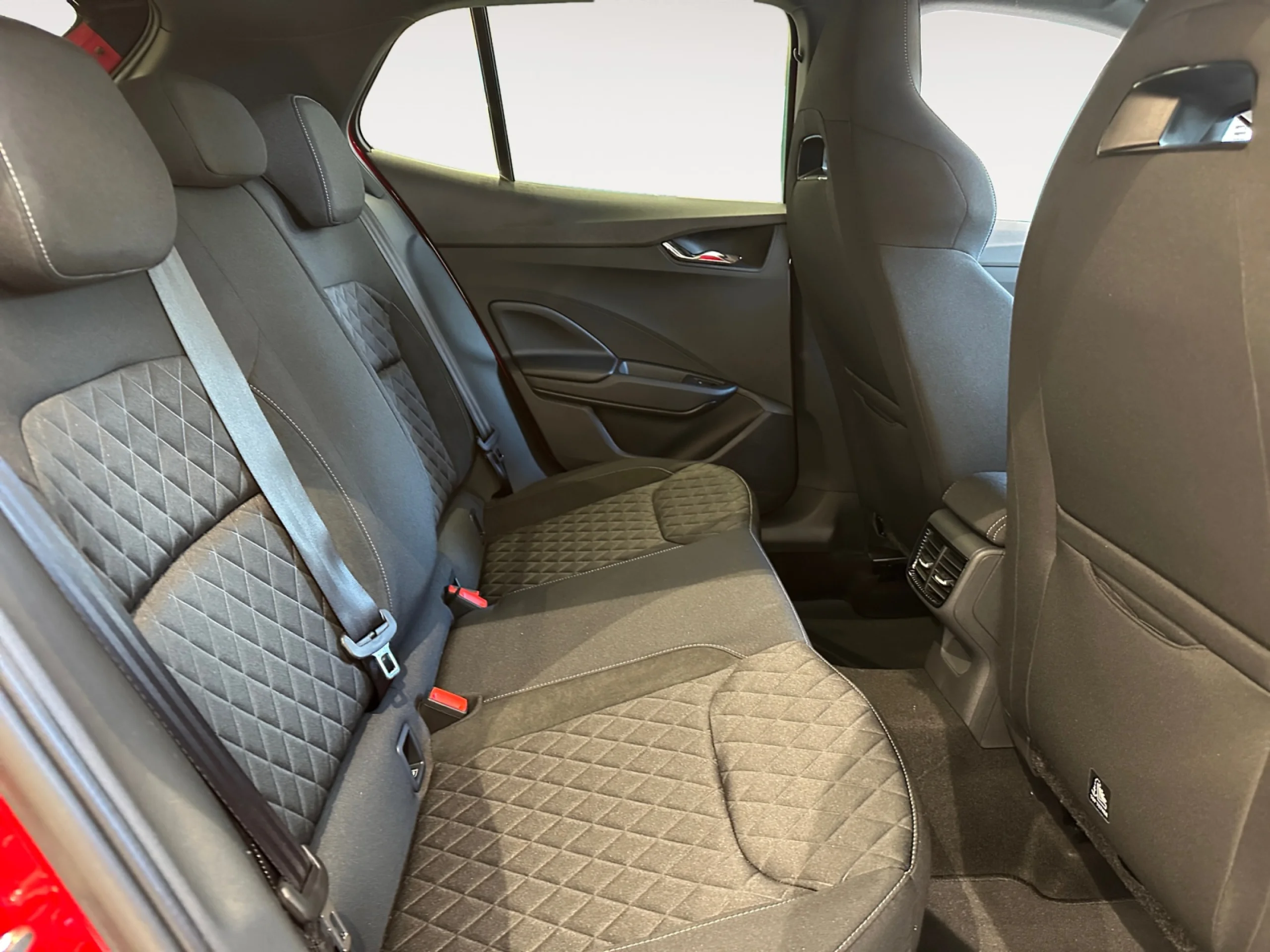 SKODA FABIA 1.0 TSI 85KW (115CV) DSG DESIGN - Foto 6