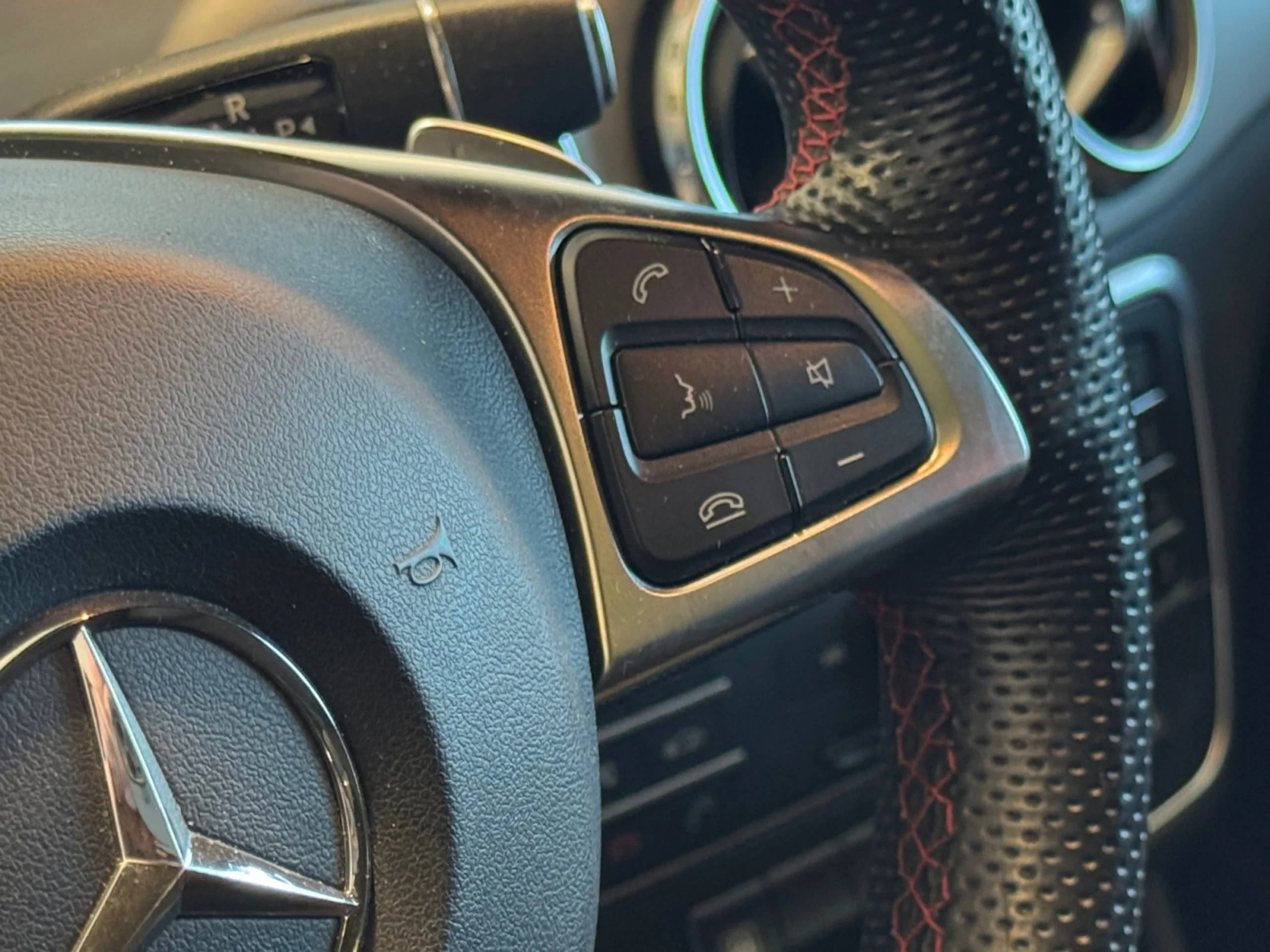 MERCEDES-BENZ Clase gla GLA 220 D 4MATIC AMG LINE - Foto 10